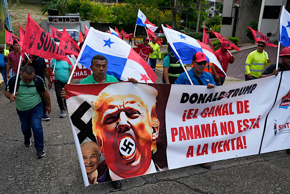 „Der Panama-Kanal steht nicht zum Verkauf“: Demonstranten vor der Residenz des amerikanischen Botschafters in Panama-Stadt.