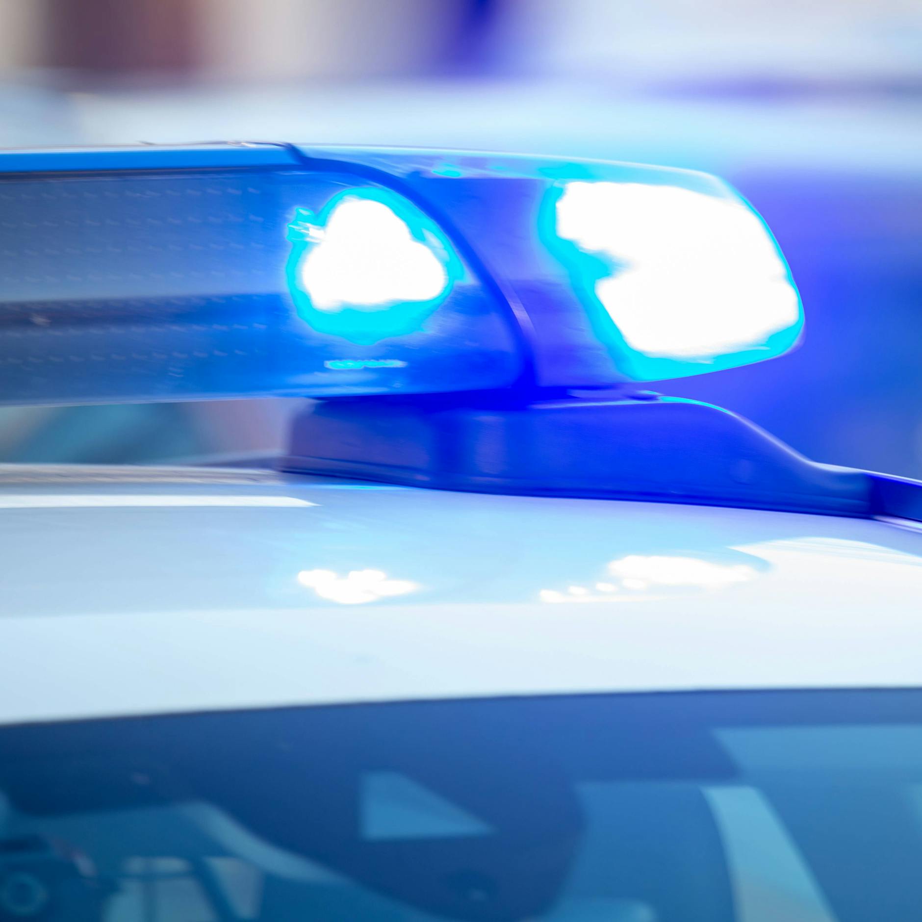 Krankenschwester (32) in ihrer Wohnung erstochen