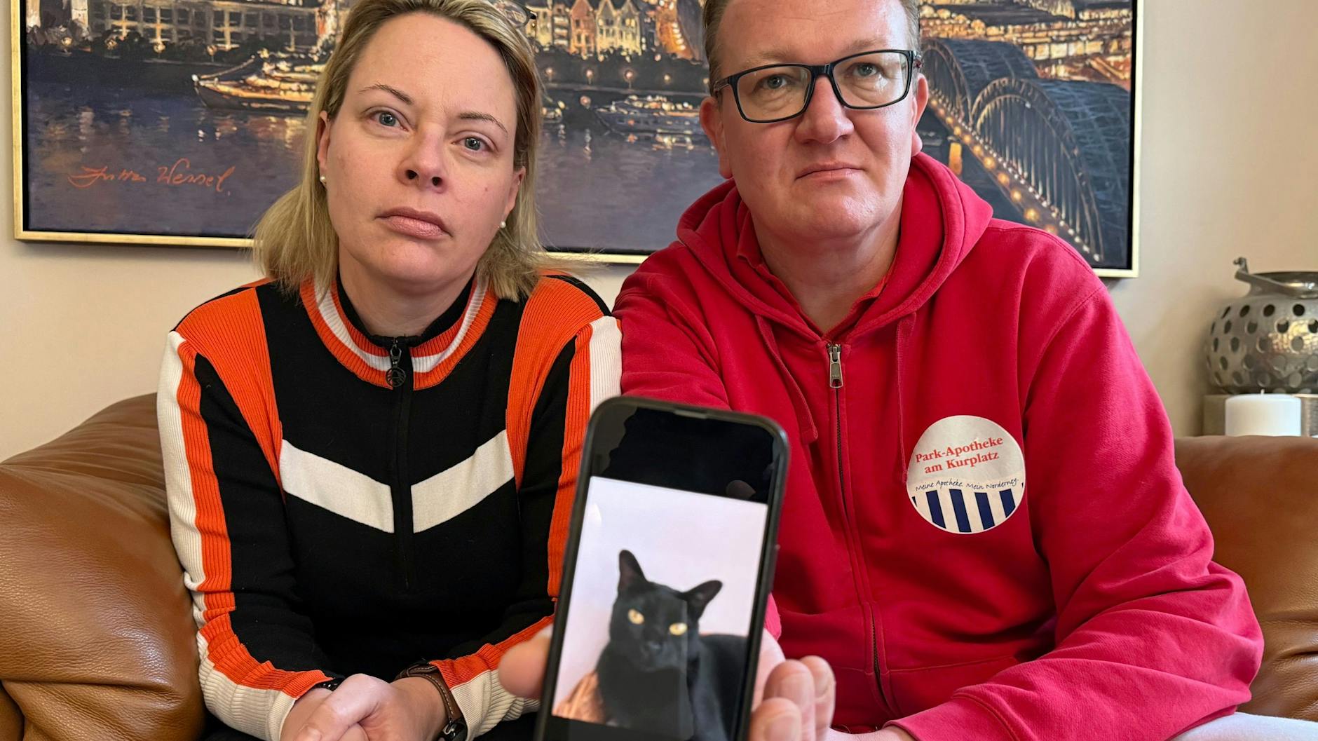 Catharina und Gunnar Majert hatten ihre Bombay-Katze Aramis als vermisst gemeldet.