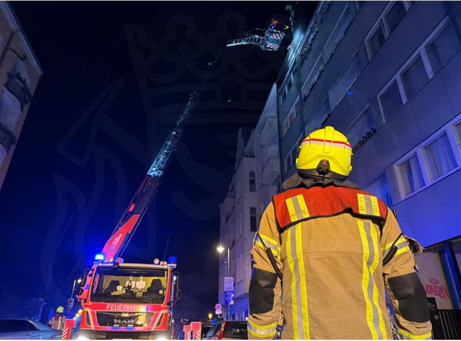 Feuer-Dramen in Neukölln und Brandenburg: Eine Tote!