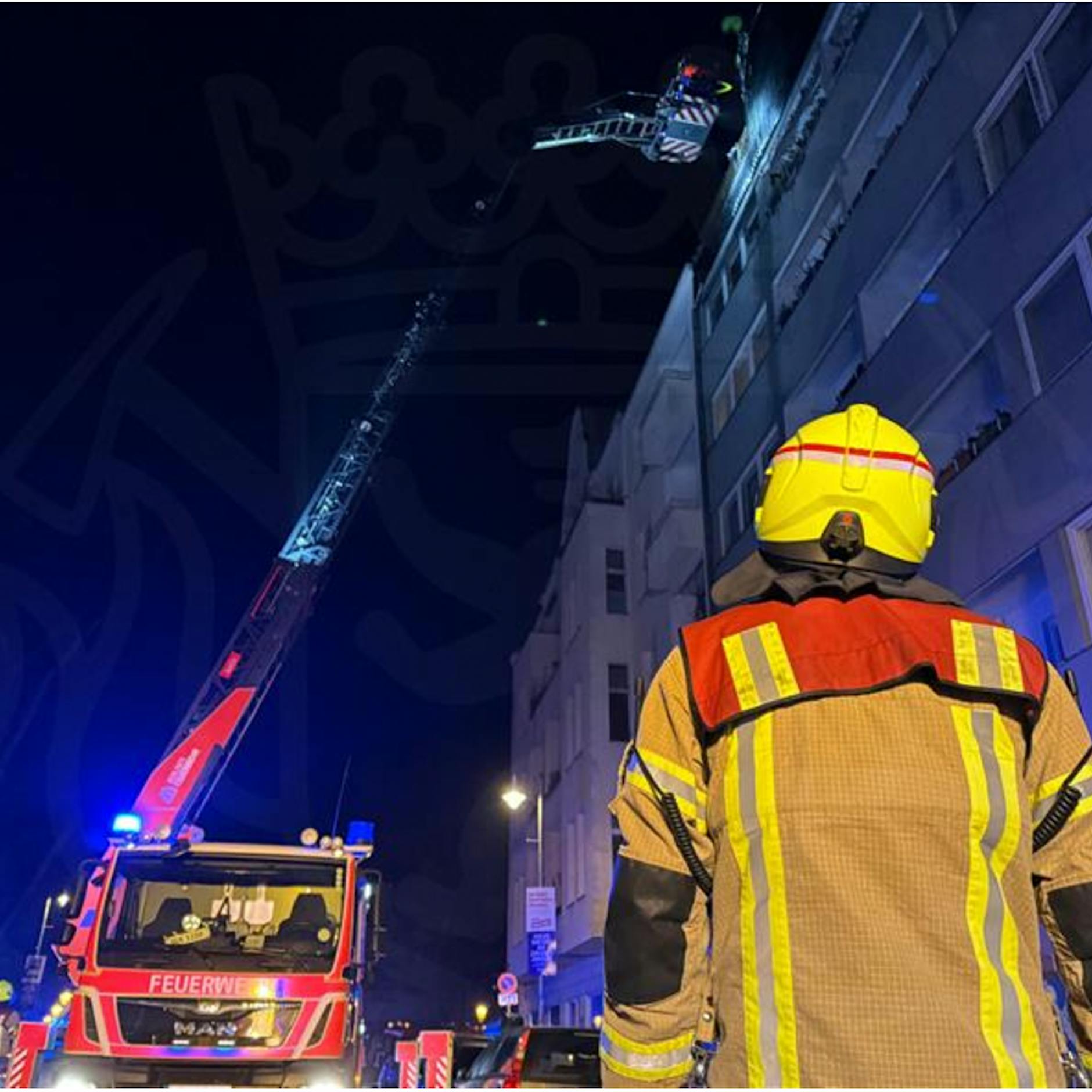 Feuer-Dramen in Neukölln und Brandenburg: Eine Tote!