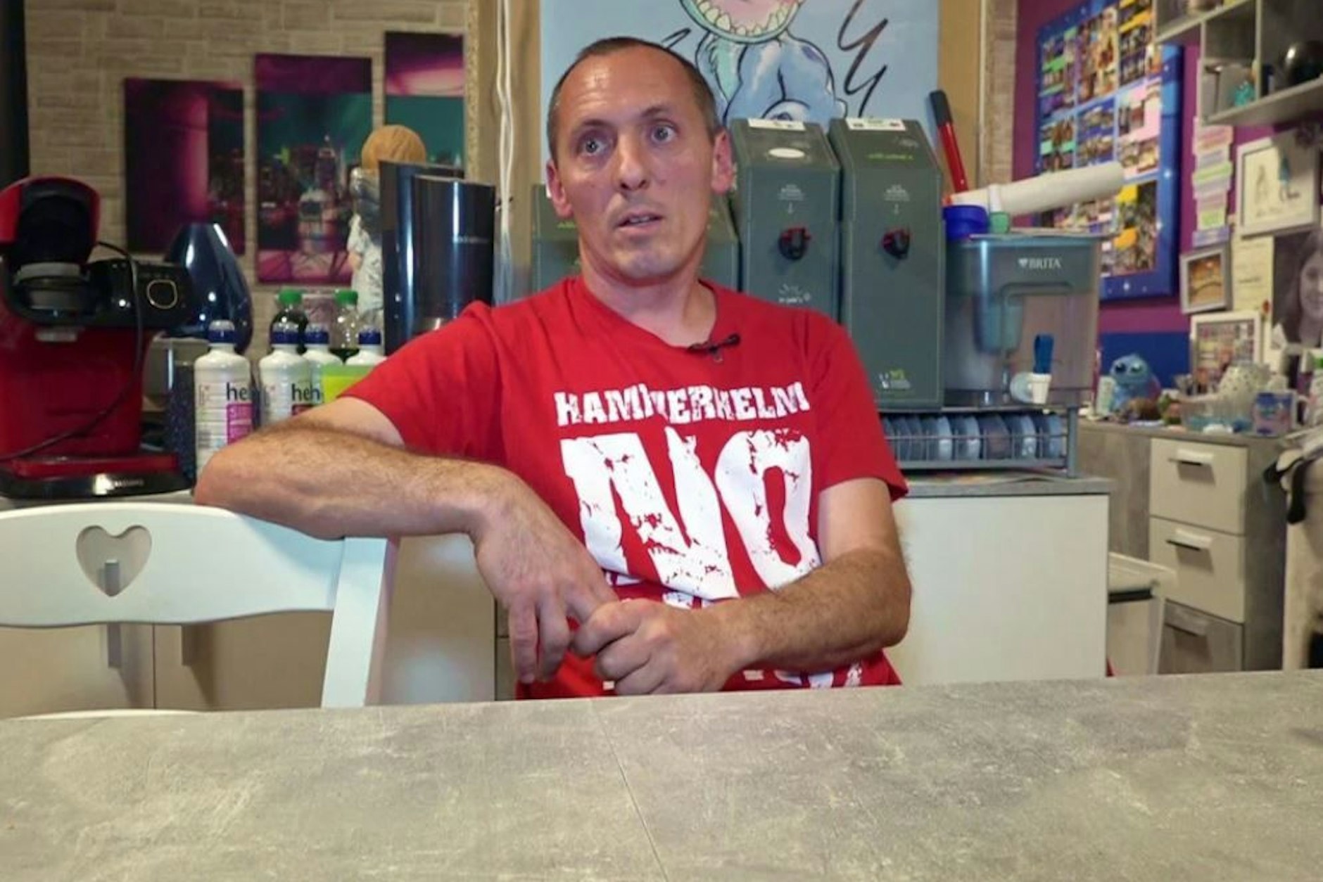 Florian zieht vor Gericht, um das alleinige Sorgerecht für seine Kinder einzuklagen.