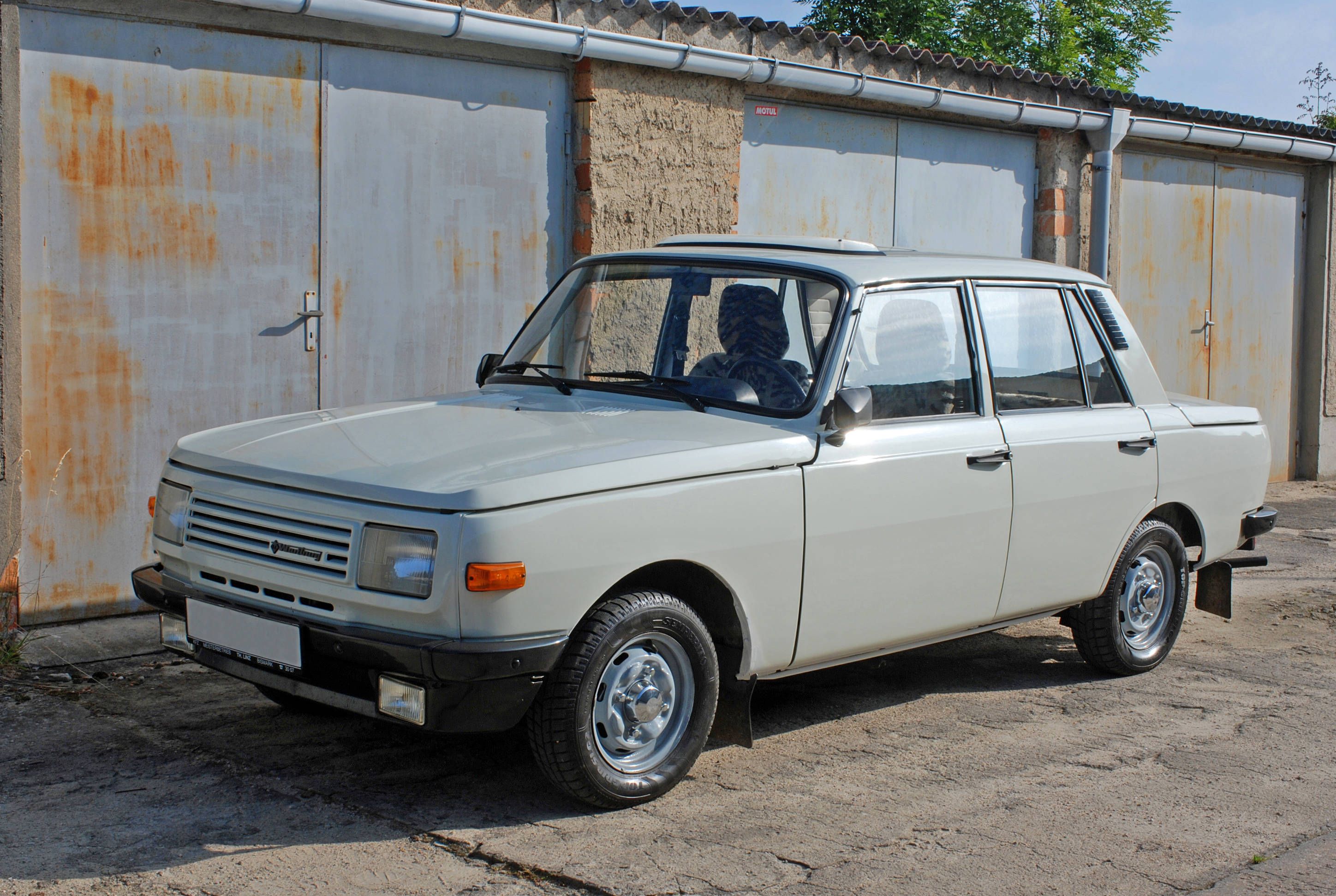 Image - Streit ums Ost-Erbe: DDR-Garagen werden gekündigt – trotz gültiger Verträge