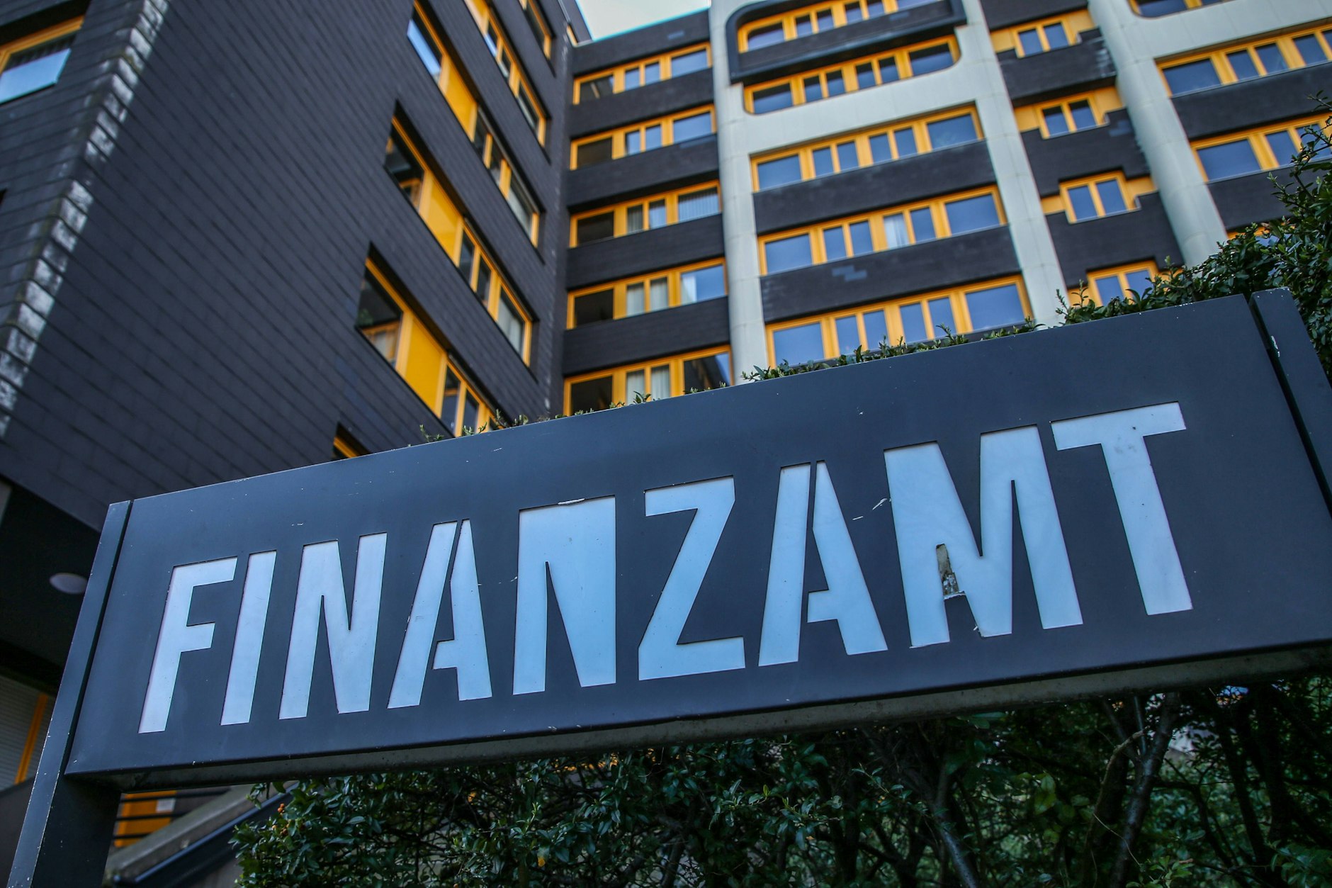 Die Berliner Finanzämter bearbeiten nur schleppend die Einsprüche der Berliner gegen die Grundsteuerbescheide.