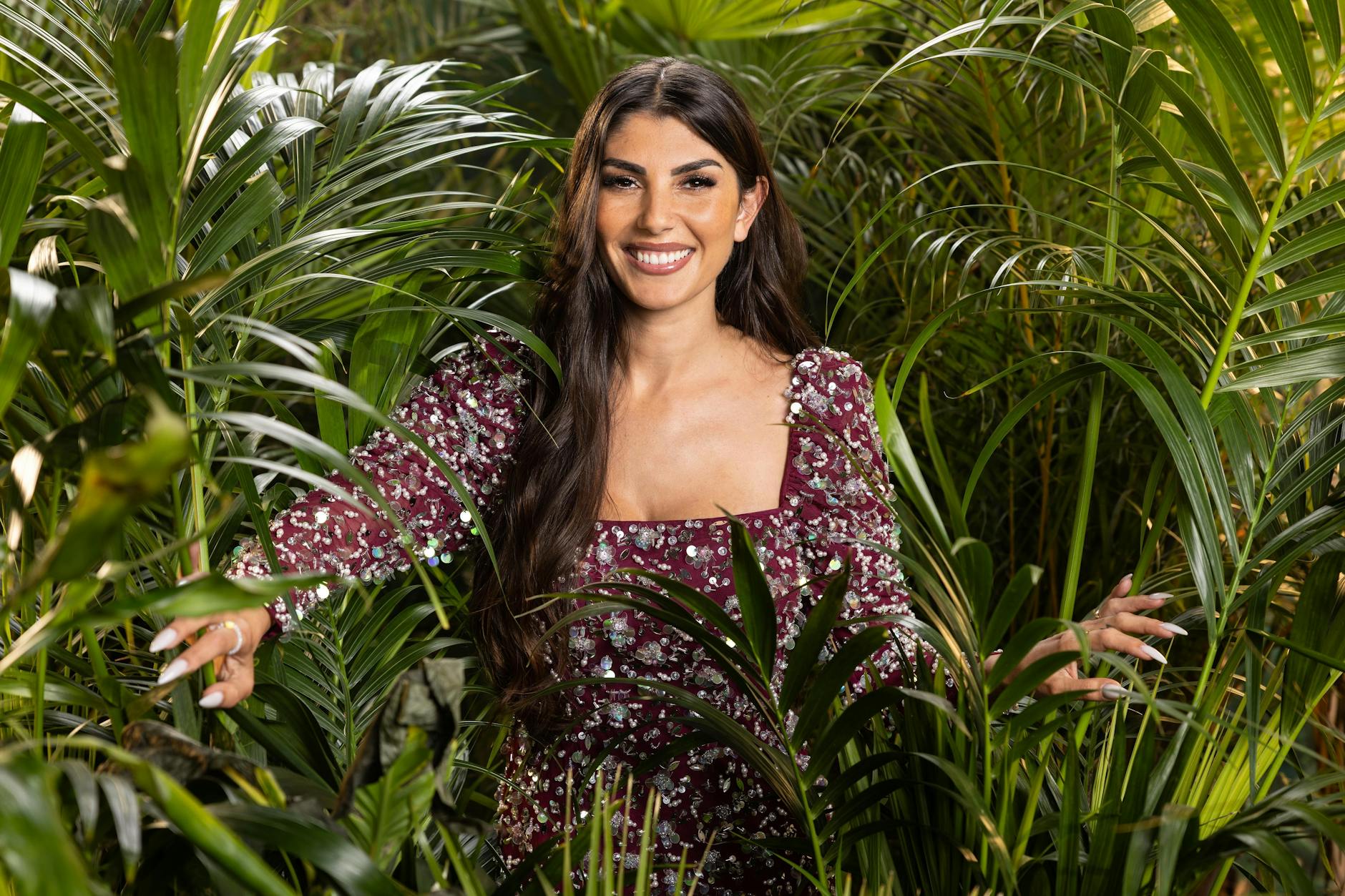 Trotz Ärger beim Flug nach Australien freut sich Yeliz auf den Dschungel.