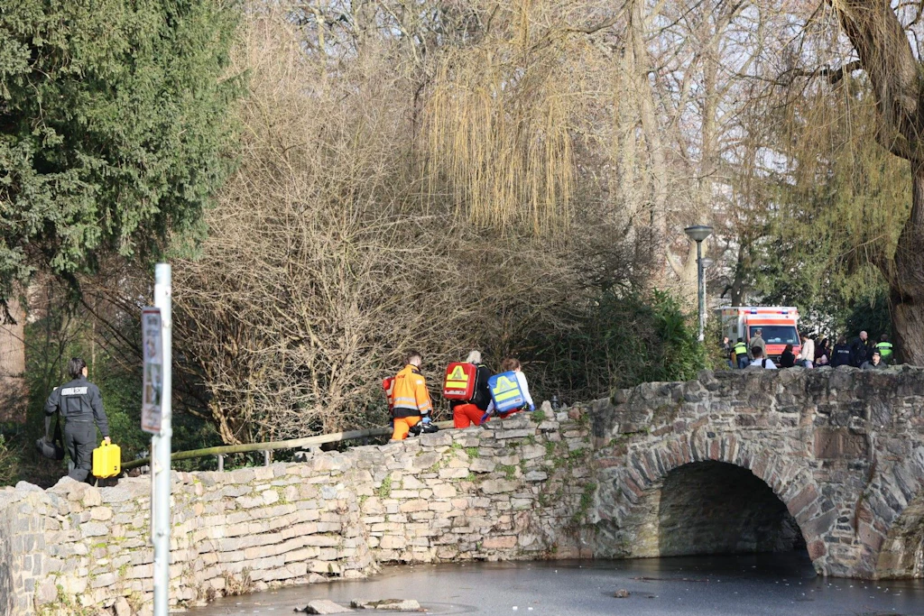 Mann und Kind bei Messerangriff in Aschaffenburg getötet