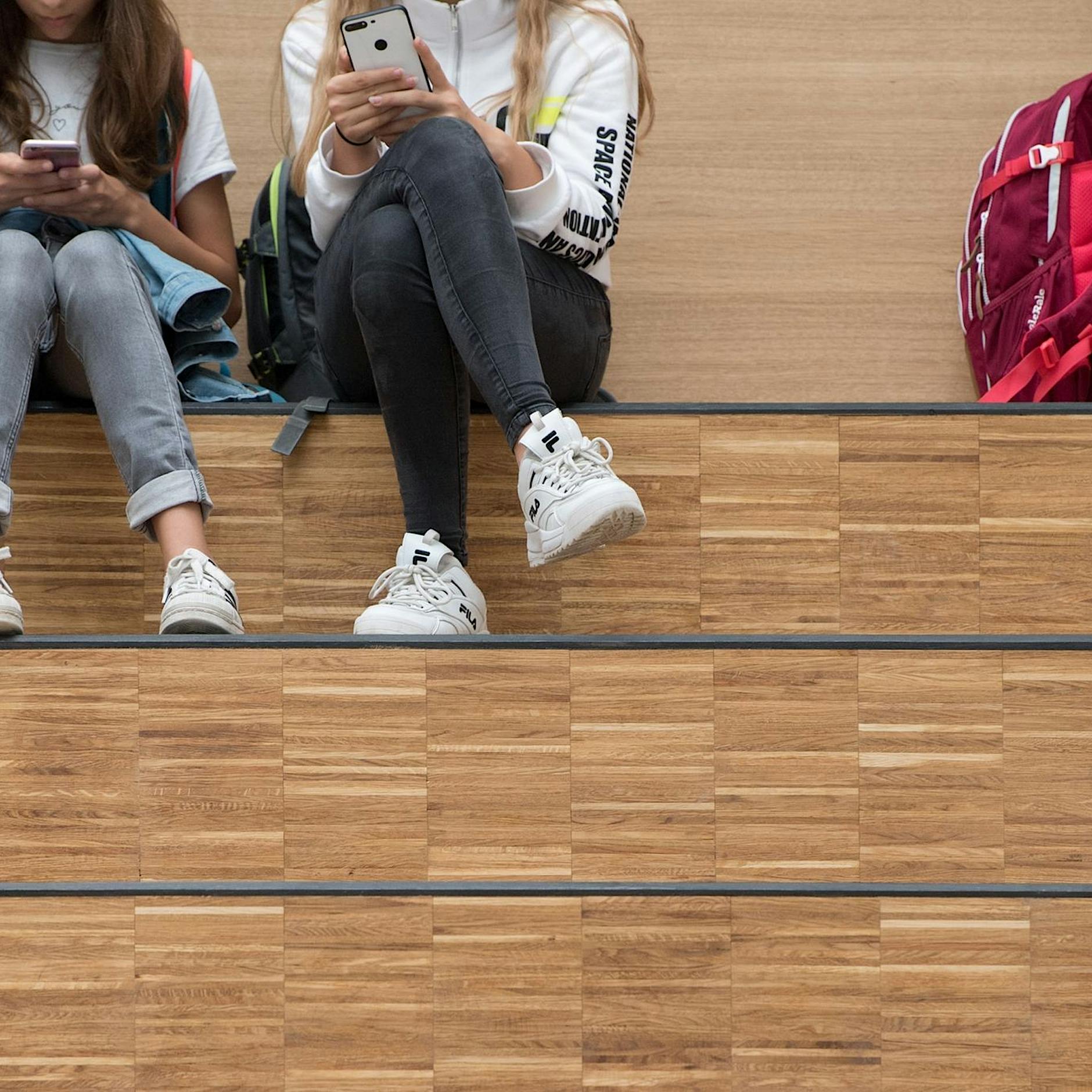 Handyverbot an Schulen ja oder nein? So argumentieren die verschiedenen Parteien