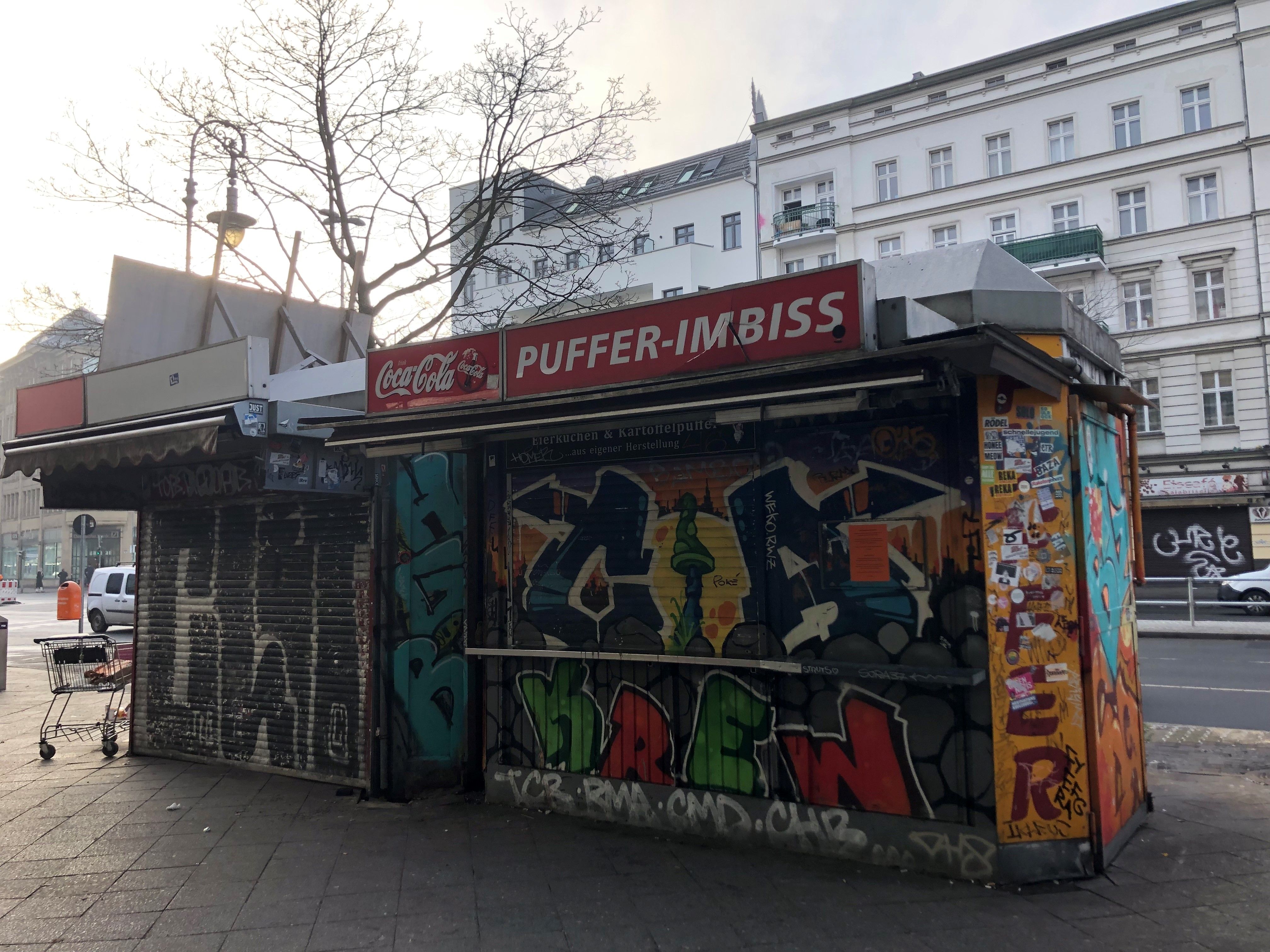 Aufregung am Hermannplatz – Was ist los am Puffer-Imbiss?