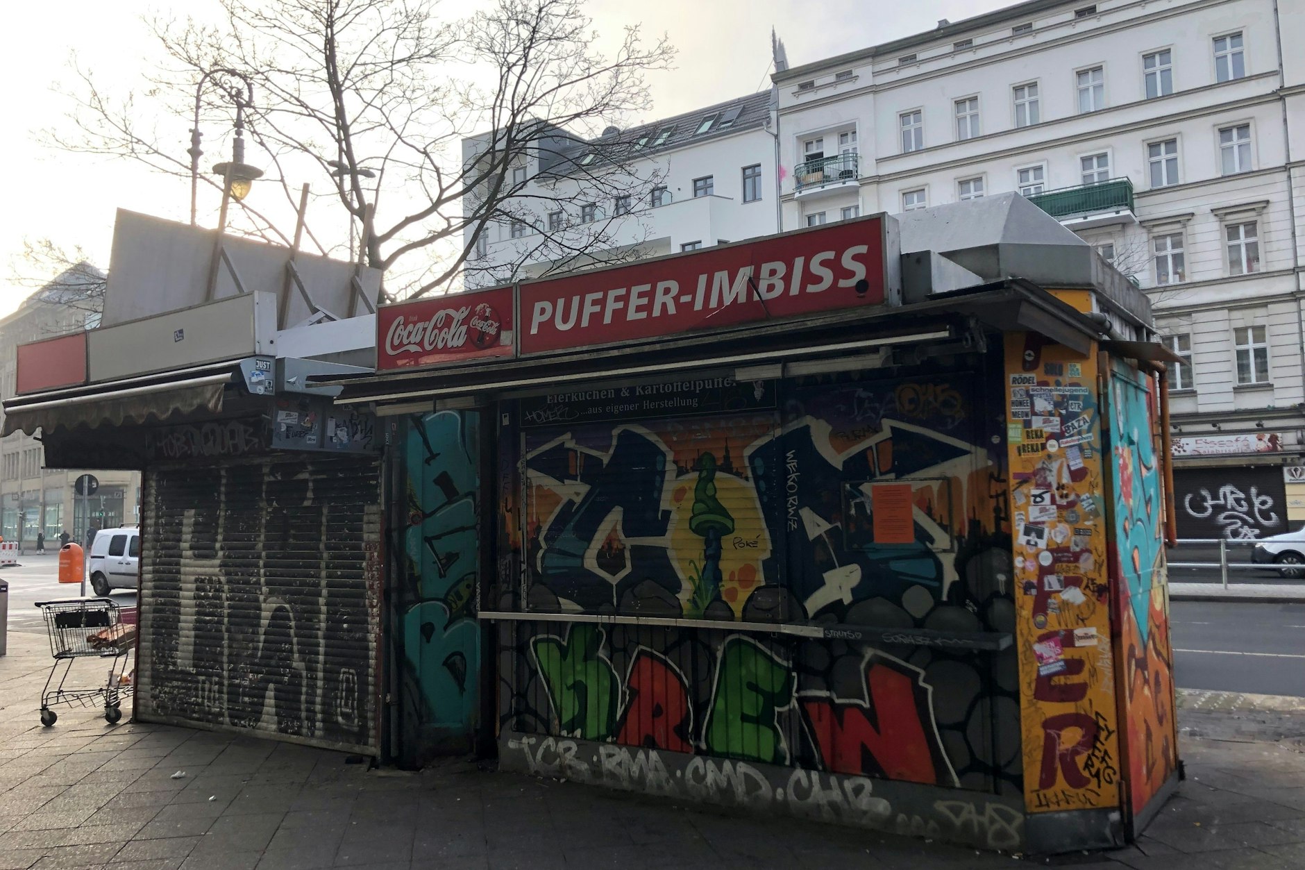 Seit Anfang des Jahres ist der Puffer-Imbiss an der Hasenheide geschlossen. Jetzt finden dort Umbauarbeiten statt.