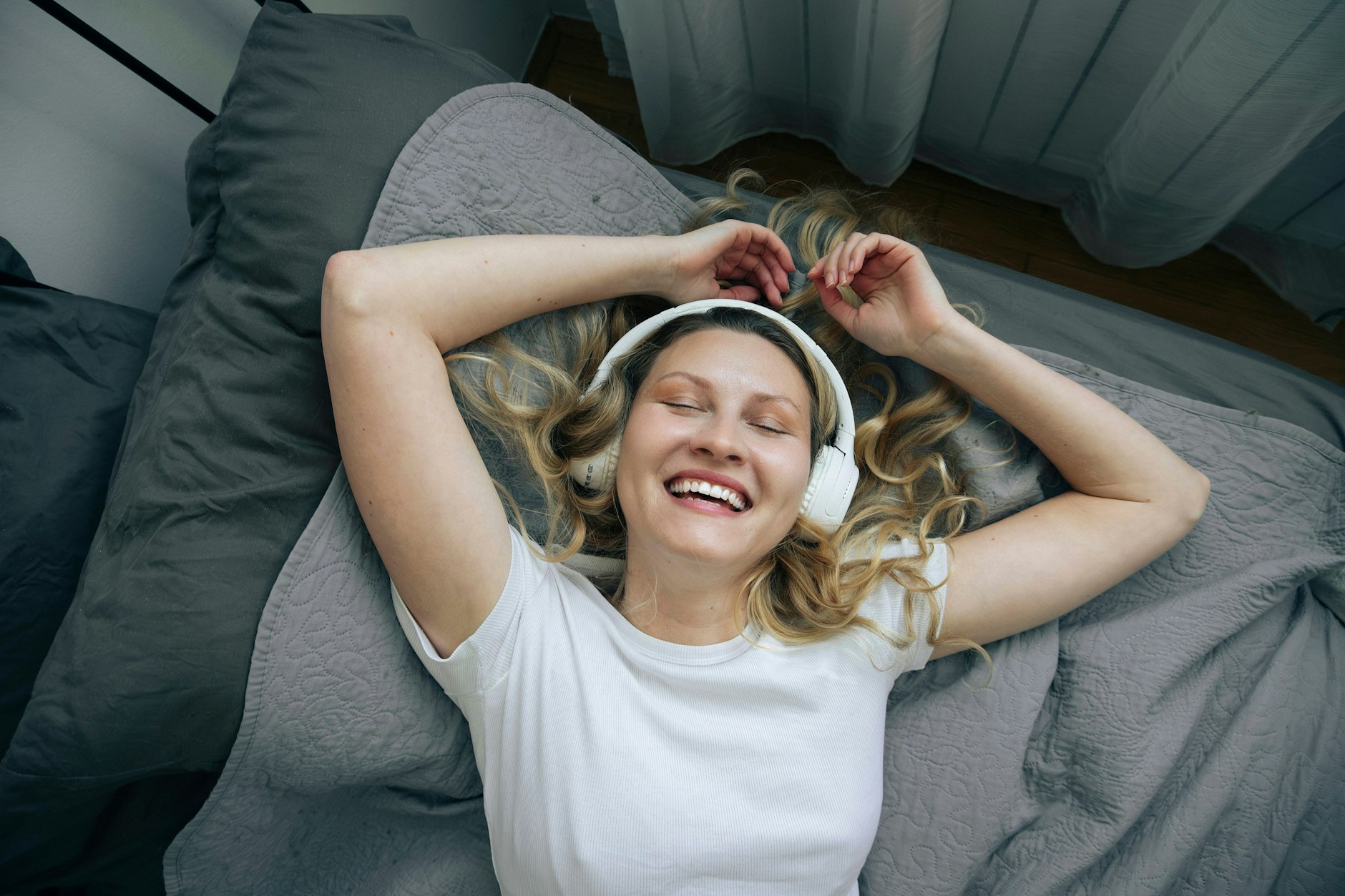 Was bringt das Wochenende, Waage? Ein Blick ins Horoskop verrät's.