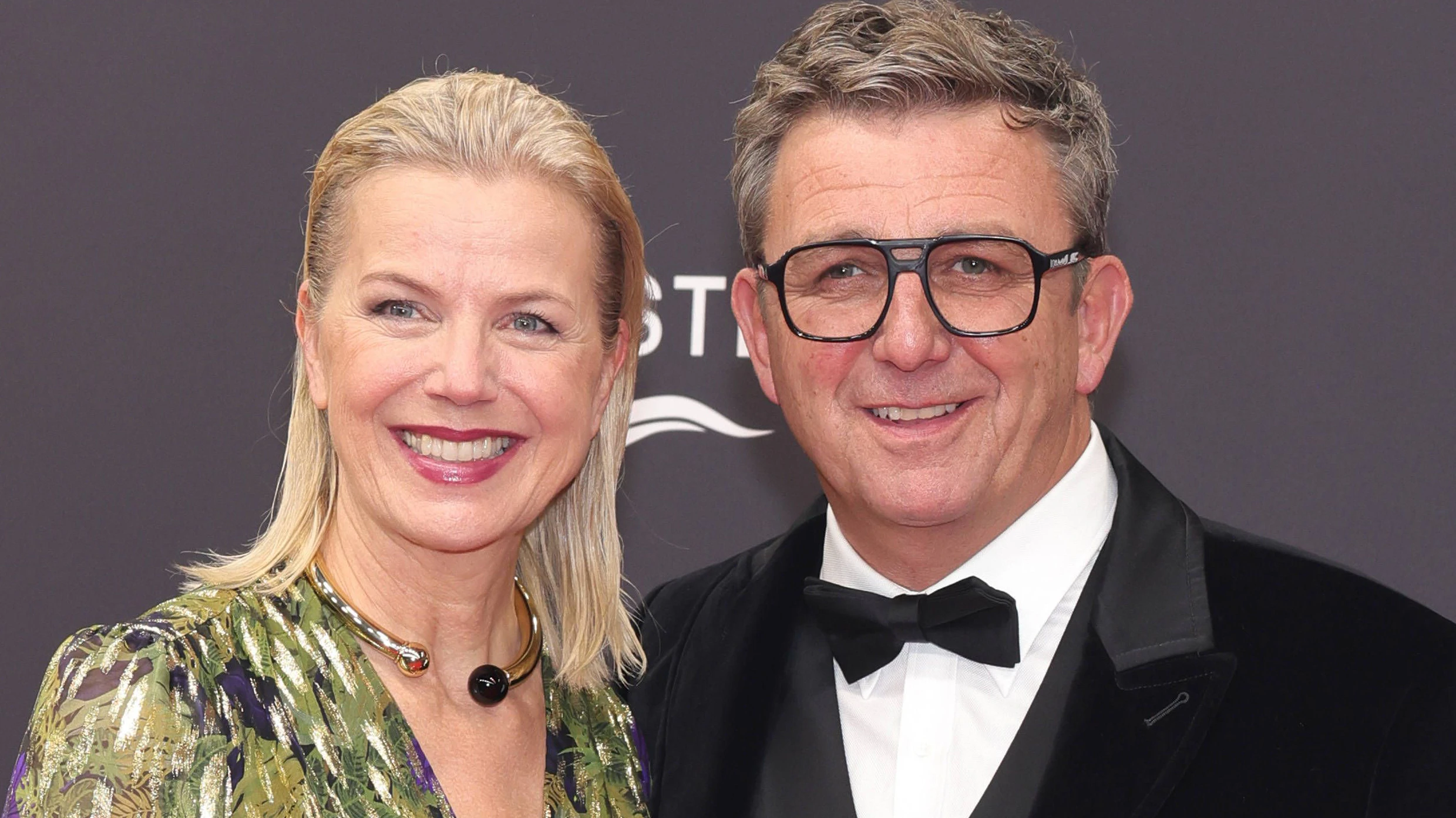 Hans Sigl mit seiner Ehefrau Susanne Sigl im Jahr 2023. Der Bergdoktor ist mit seiner Gattin schon seit Jahren verheiratet.