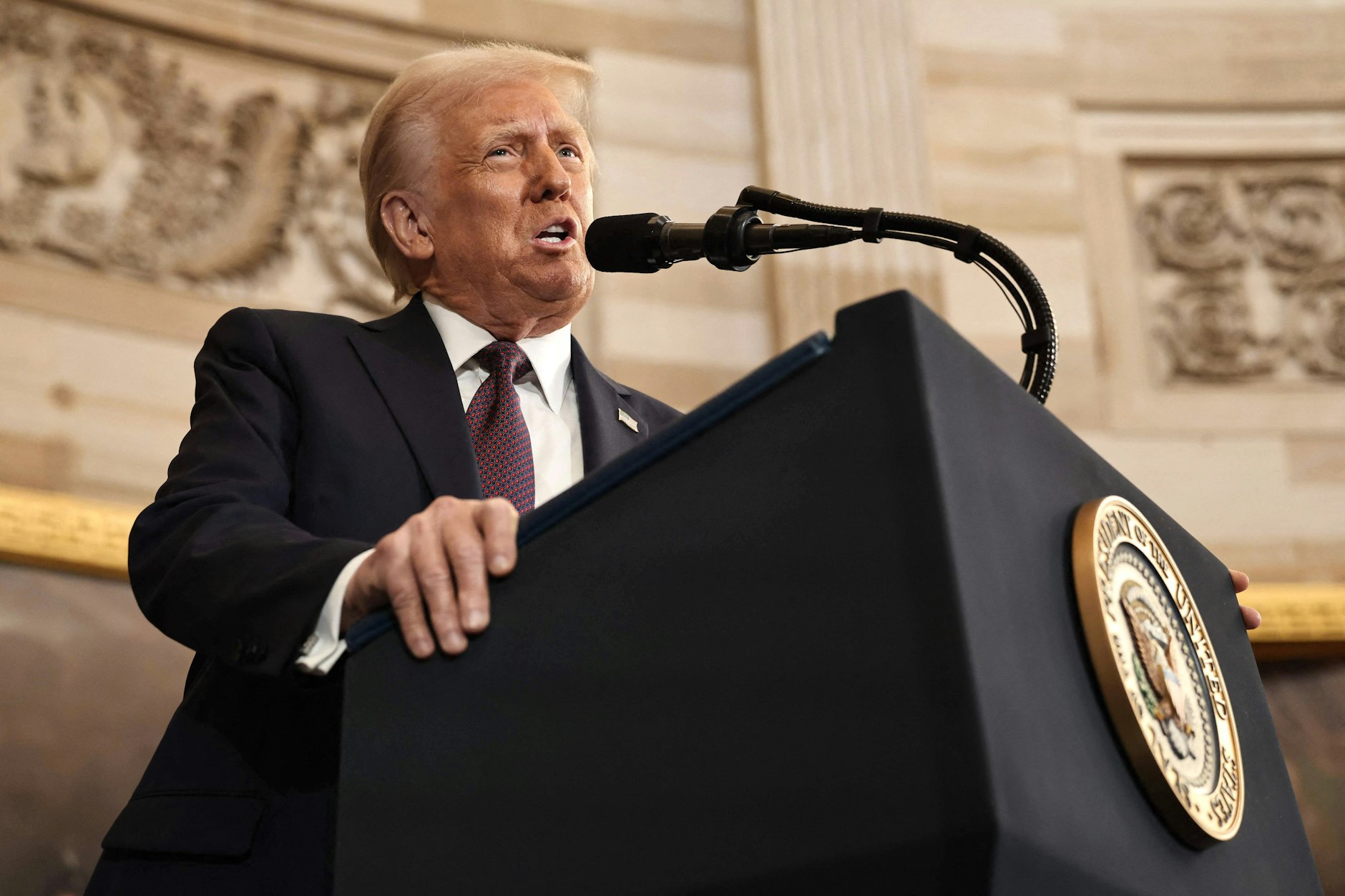 Bekommt Donald Trump Hilfe von Facebook und Instagram? 