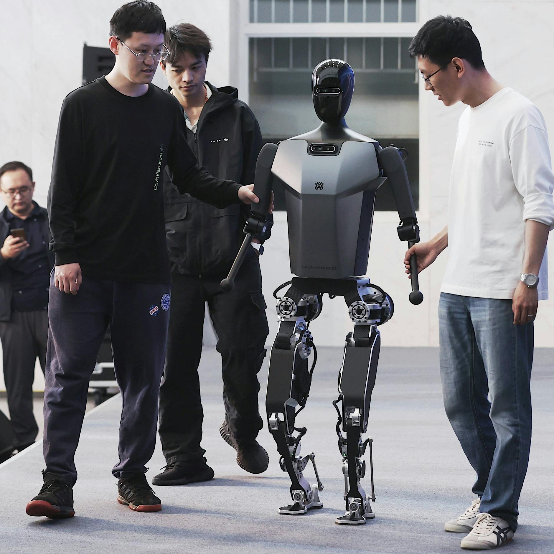 Roboter gegen Menschen: Historischer Wettkampf in China geplant