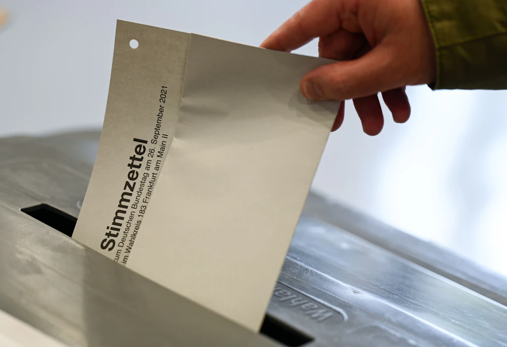 Berliner Forscher: Menschen mit Migrationshintergrund tendieren eher nach links