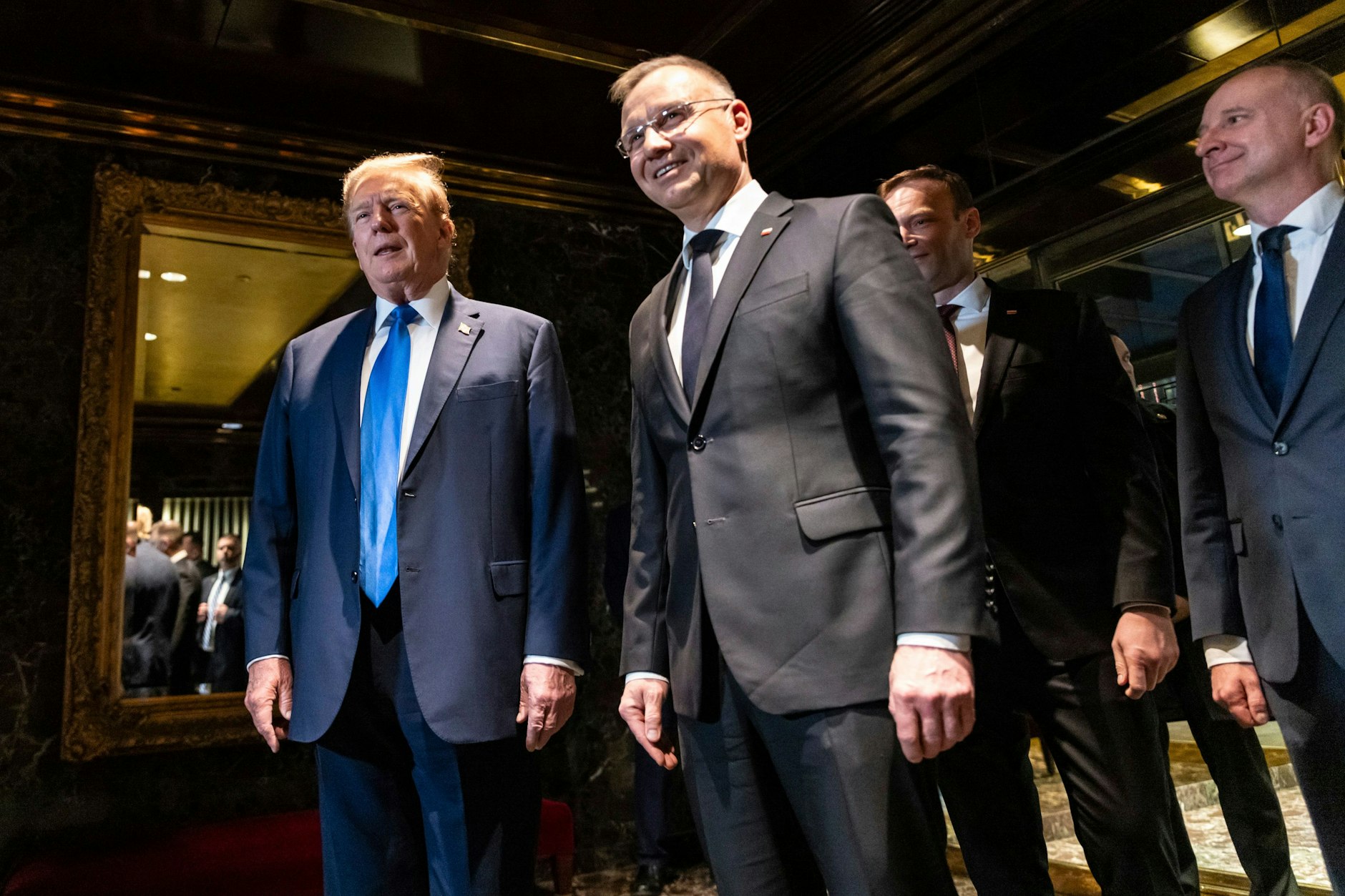 Der amerikanische Präsident Donald Trump hat Polens Präsidenten Andrzej Duda im April 2024 getroffen.
