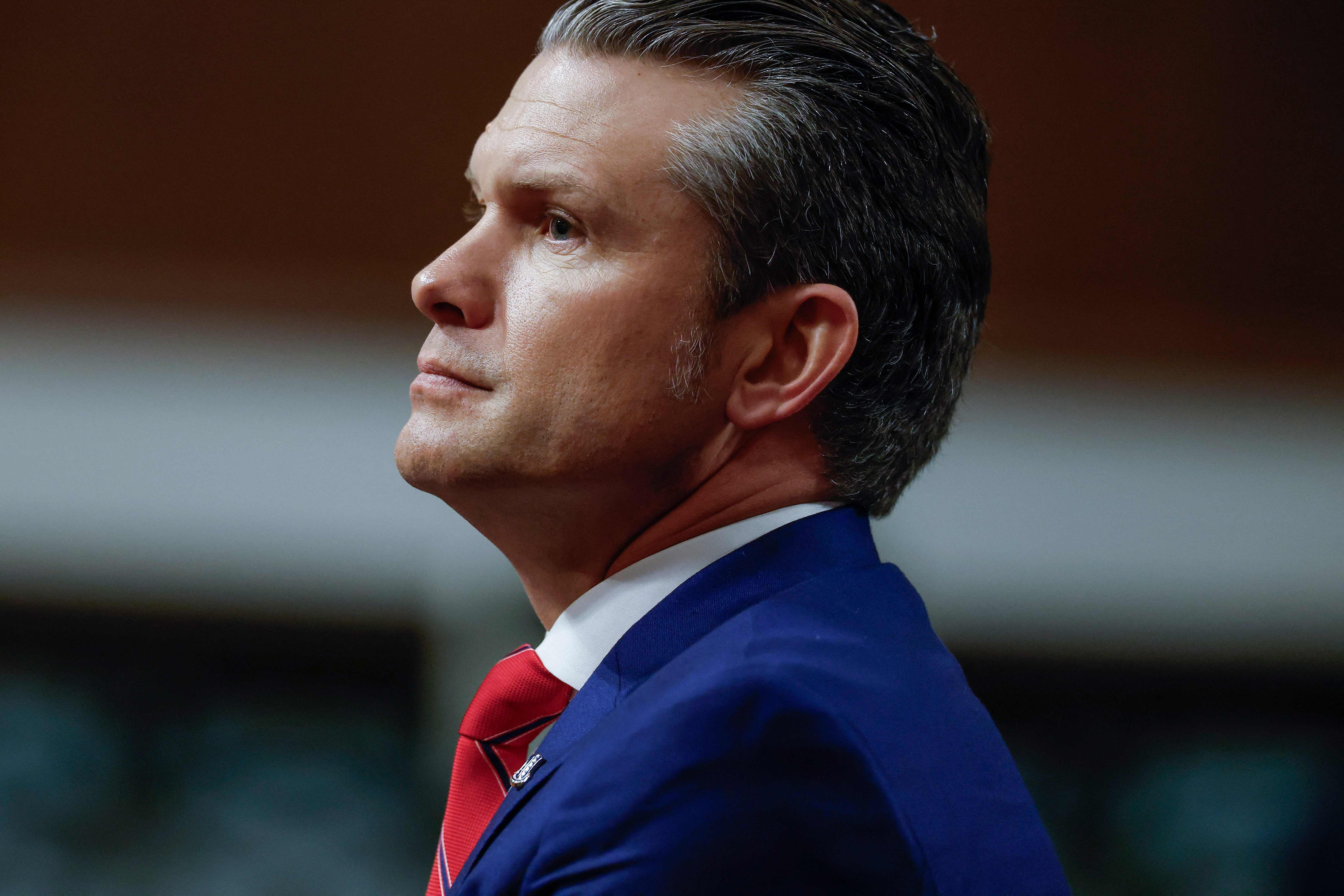 Dramatische Abstimmung im Senat: Hegseth ist Trumps neuer US-Verteidigungsminister