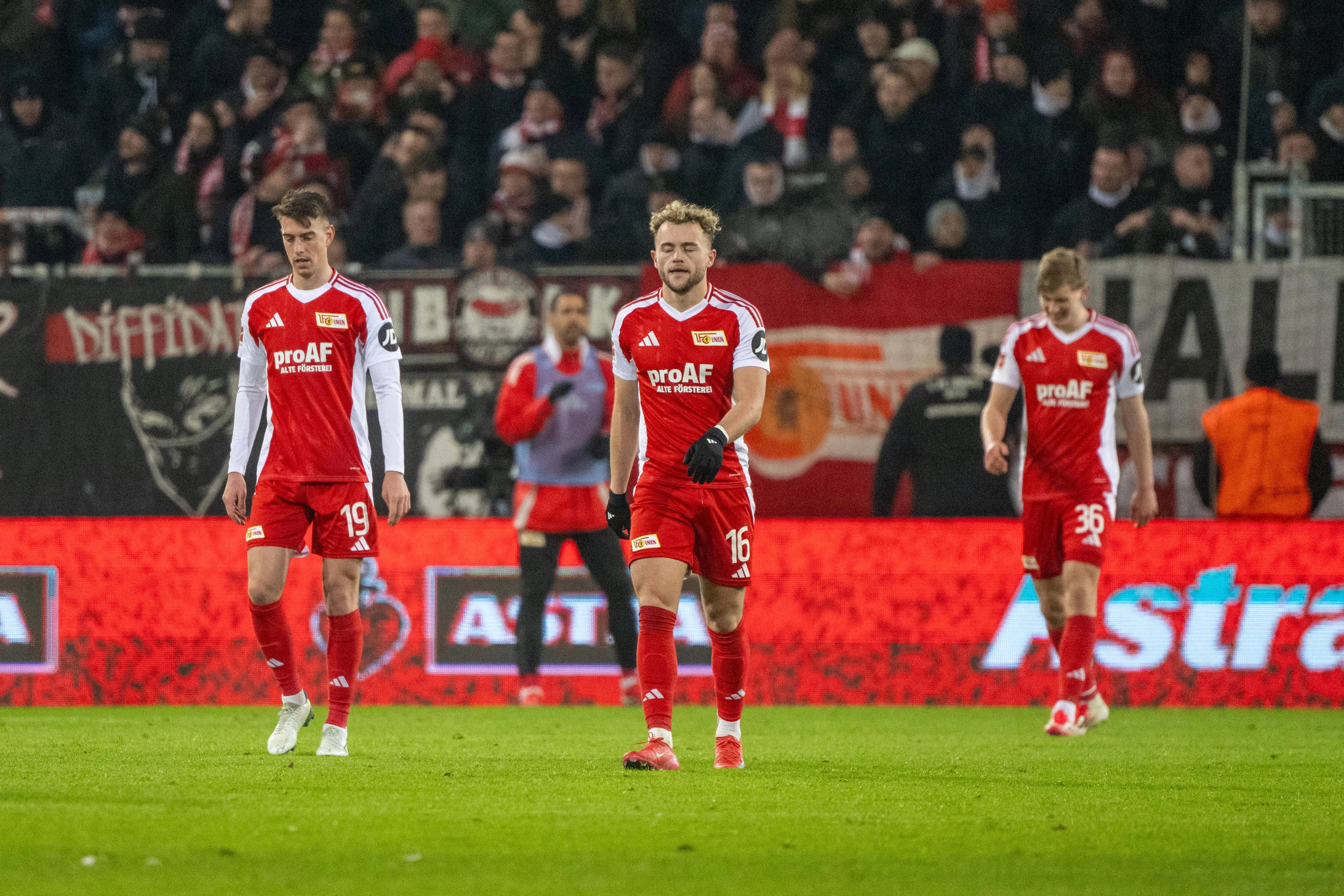 Frust pur: Die Profis des 1. FC Union sind nach der bitteren Pleite beim FC St. Pauli so richtig bedient.
