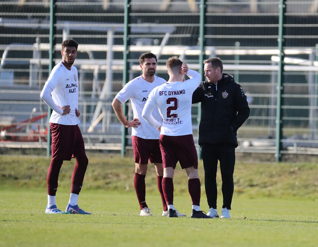 BFC Dynamo: Trainer Dennis Kutrieb jetzt auch offiziell A-Klasse