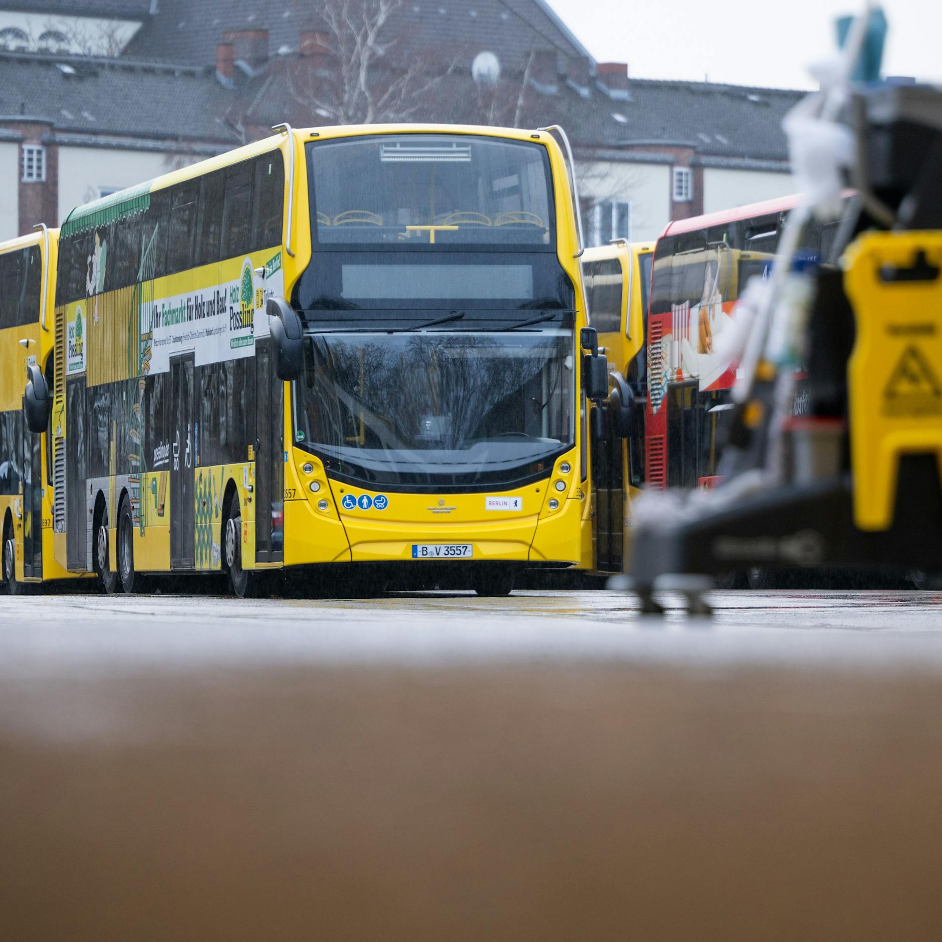 UPDATE: BVG-Streik, Probleme bei der S-Bahn: So kommen Sie durch Berlin