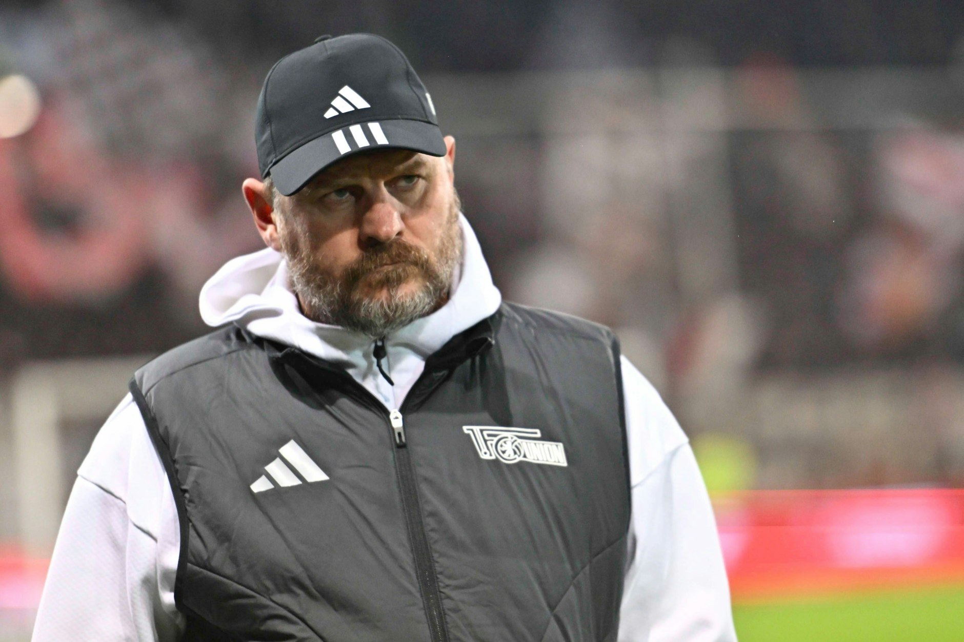 Steffen Baumgart (53) hat sich seinen Start beim 1. FC Union nicht leicht vorgestellt. Ernüchtert ist der neue Cheftrainer nach der Pleite beim FC St. Pauli dennoch.