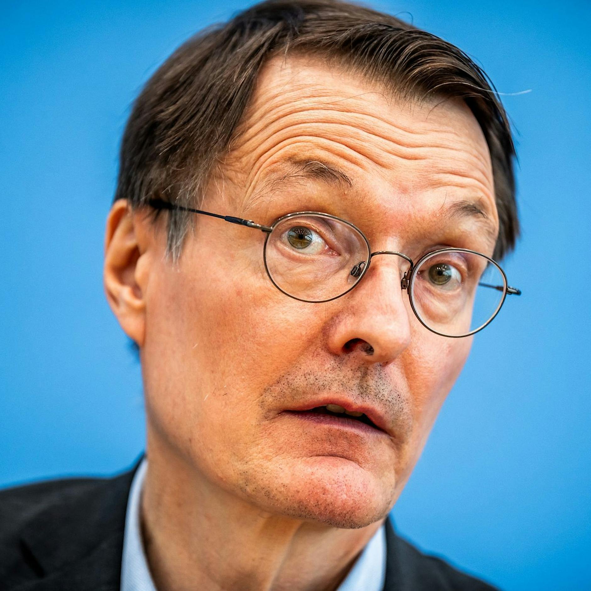 Nach Auschwitz-Äußerung: Lauterbach entschuldigt sich bei CDU-Chef Merz