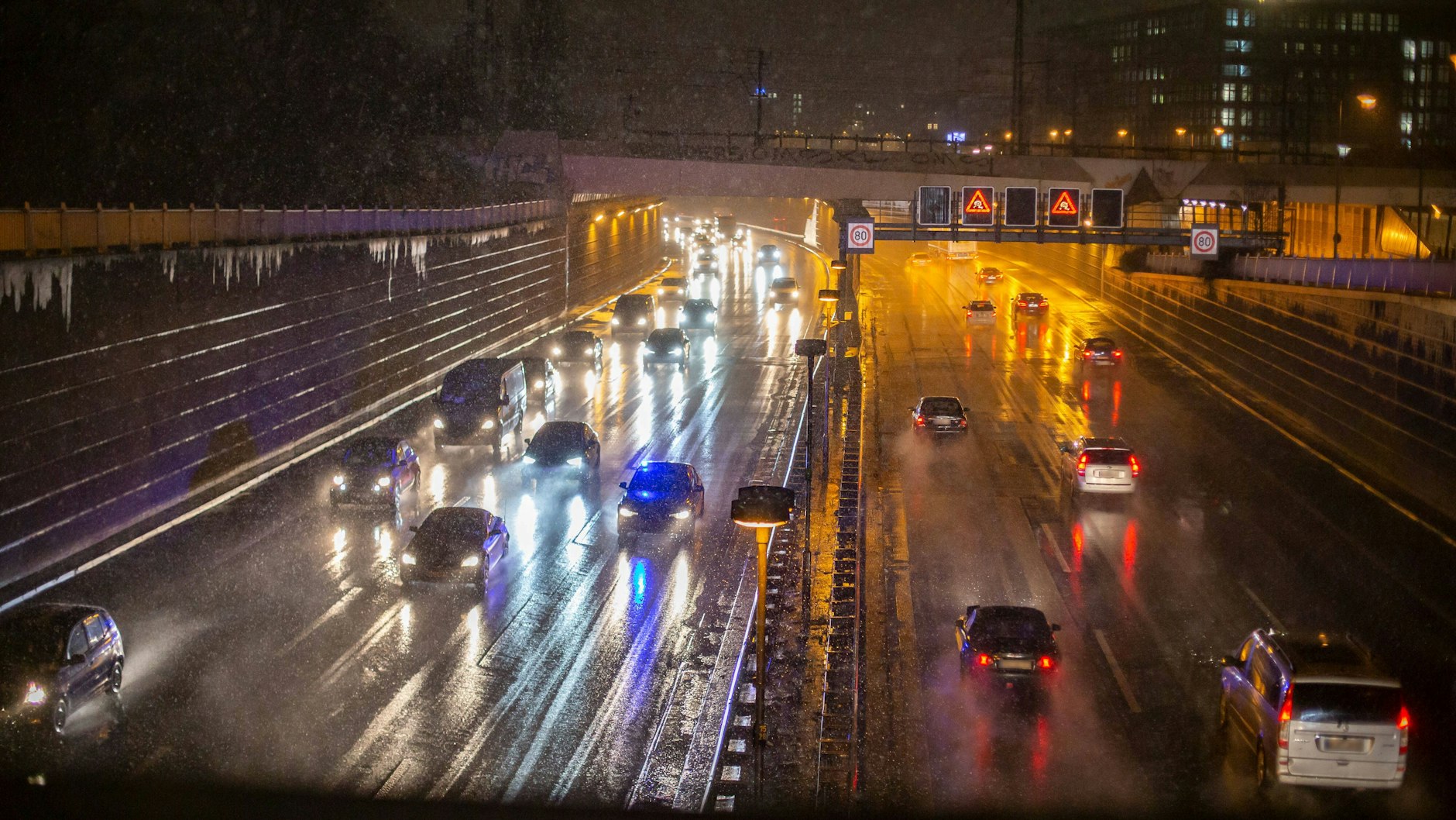 Geht es nach dem Bund, wird die Beleuchtung auf der Stadtautobahn abgeschaltet.