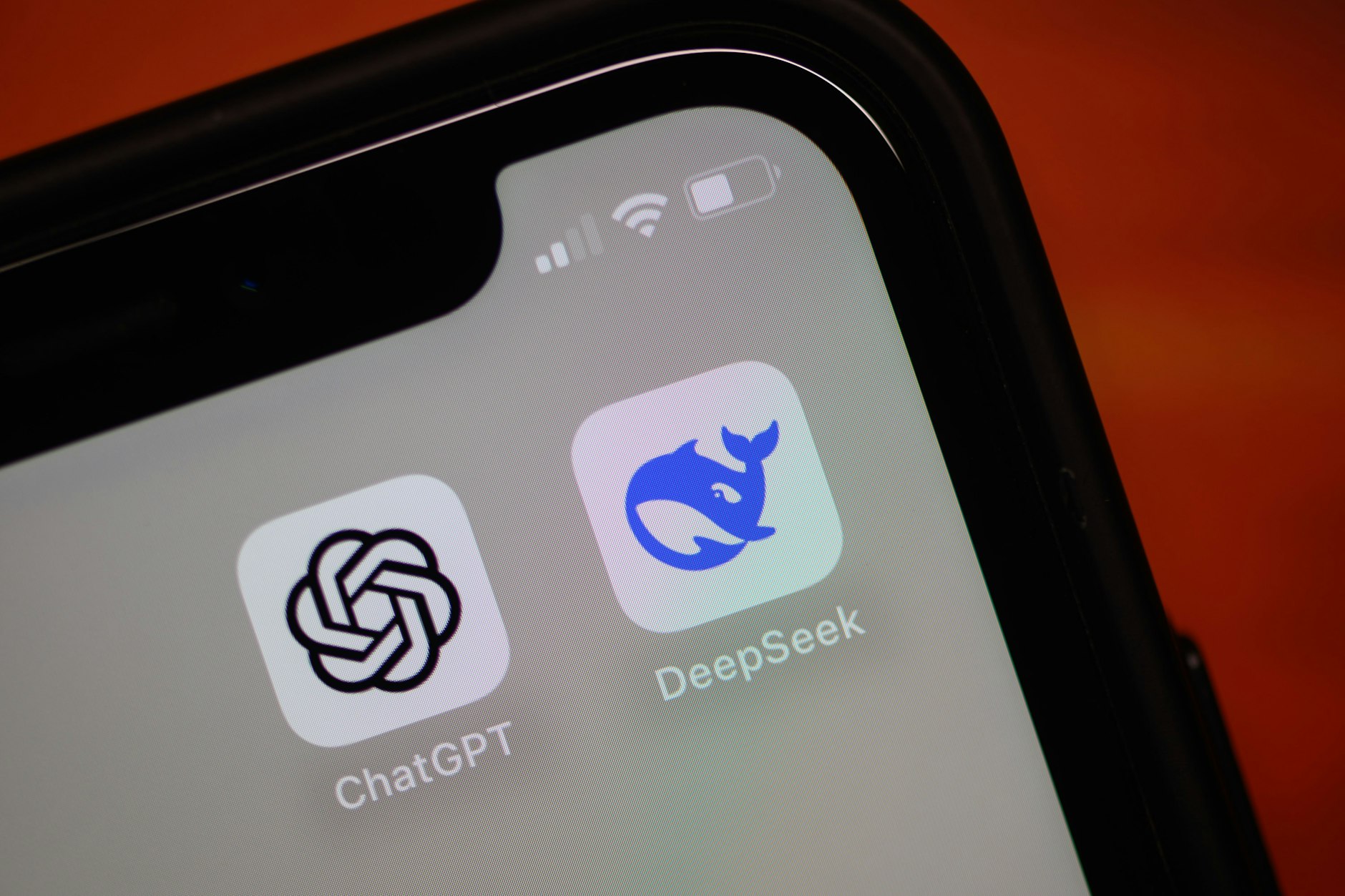 DeepSeek: Das KI-Sprachmodell ChatGPT von OpenAI bekommt Konkurrenz aus China. 