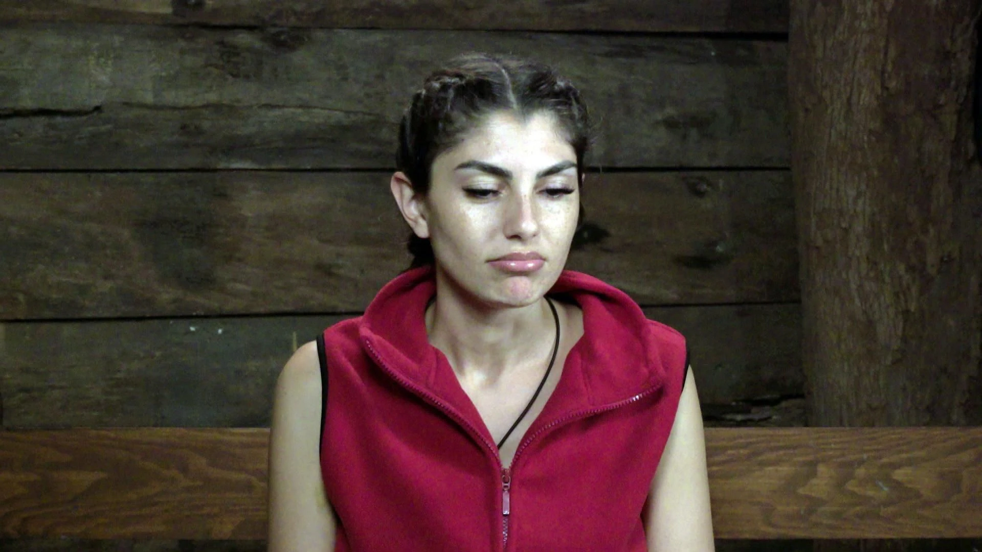 Yeliz Koç wurde beim Schmuggeln erwischt - sie hatte einen Vaporizer in ihrem Schlüpfer versteckt. Doch im Dschungelcamp flog der Schwindel jetzt auf.