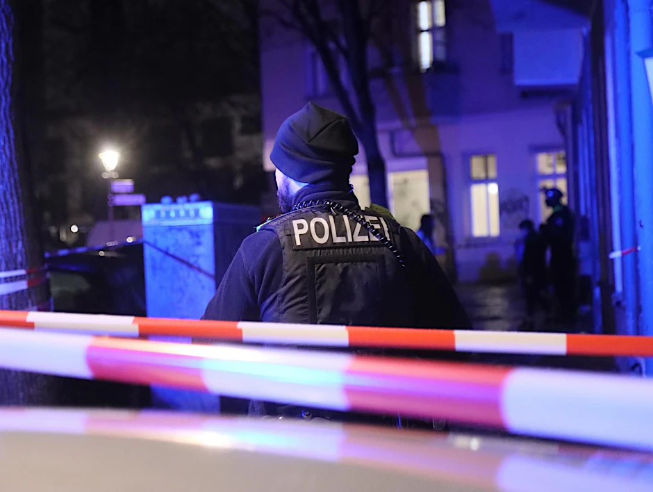 In Neukölln endete ein Polizeieinsatz in der Nacht zu Mittwoch für einen Hund tödlich. 