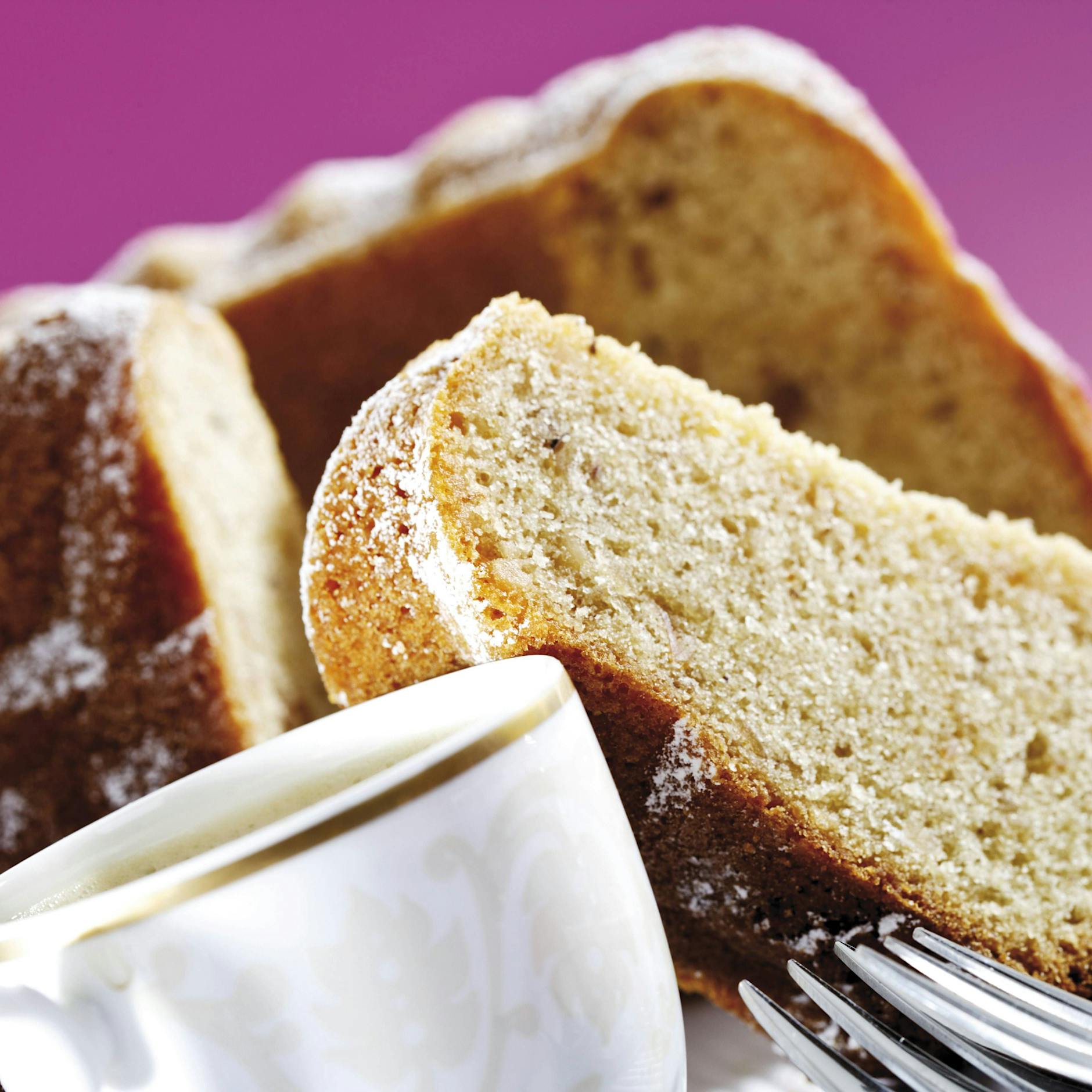 Omas feiner, saftiger Nusskuchen – das Rezept für den Kuchen-Klassiker