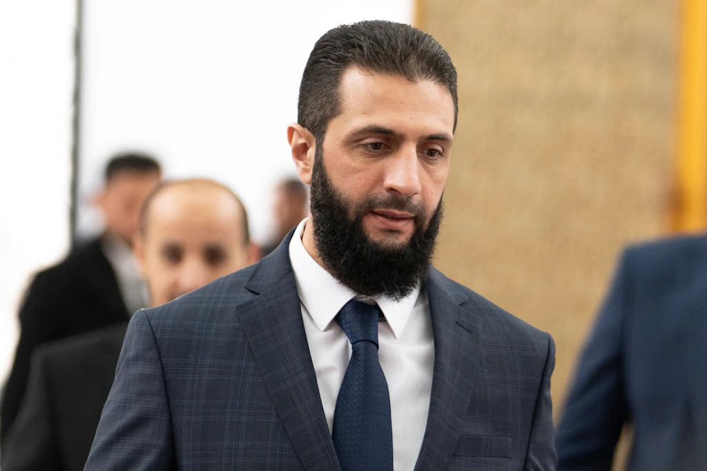 Bericht: HTS-Anführer Al-Scharaa fordert Auslieferung von Assad von Russland