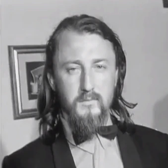 Laszlo Toth ist ein in Ungarn geborener australischer Geologe. Er erlangte weltweite Berühmtheit, als er am 21. Mai 1972 Michelangelos Pietà-Statue zerstörte.