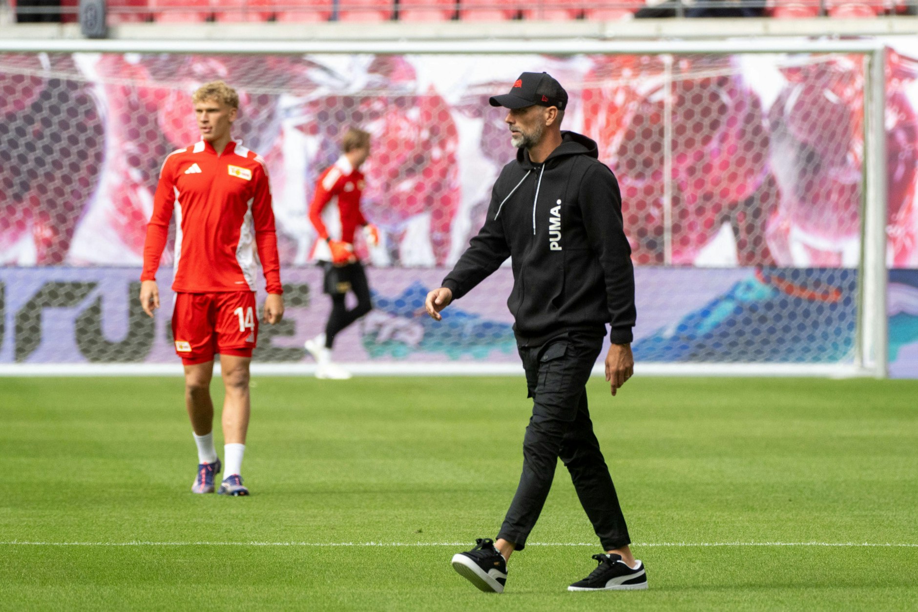 Maximal bedient: Bei RB Leipzig und Trainer Marco Rose (48) hängt vor dem Duell mit dem 1. FC Union der Haussegen schief.