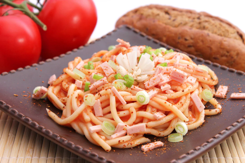 Klassiker aus der DDR: Spaghetti-Salat nach Original-Rezept – schnell und einfach