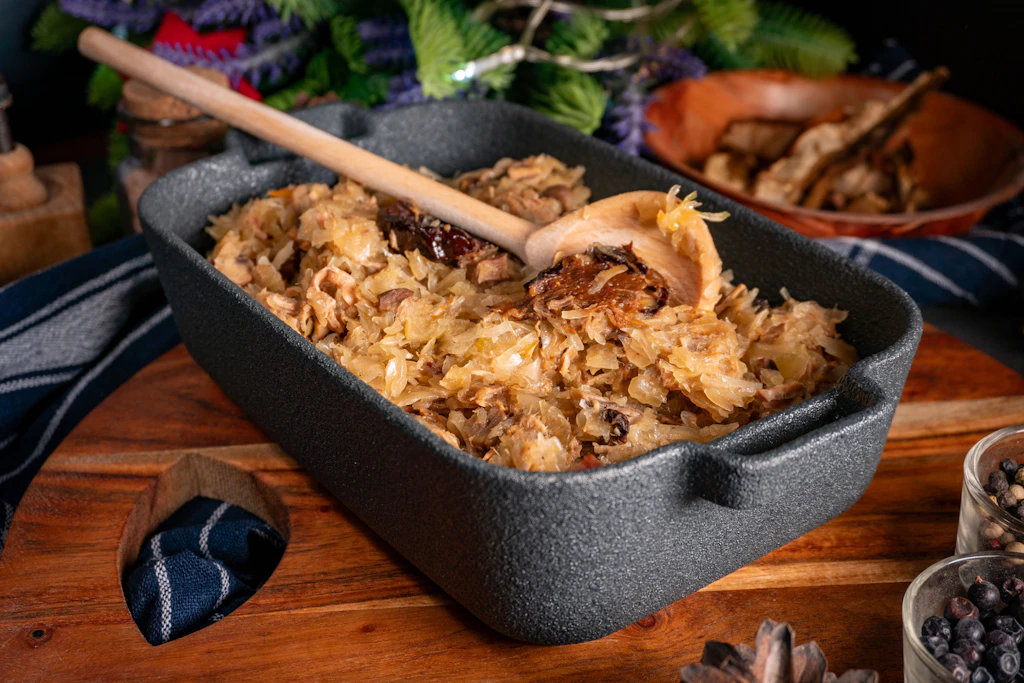 Deftige Sauerkraut-Pfanne mit Schinkenwürfeln – das einfache Rezept!