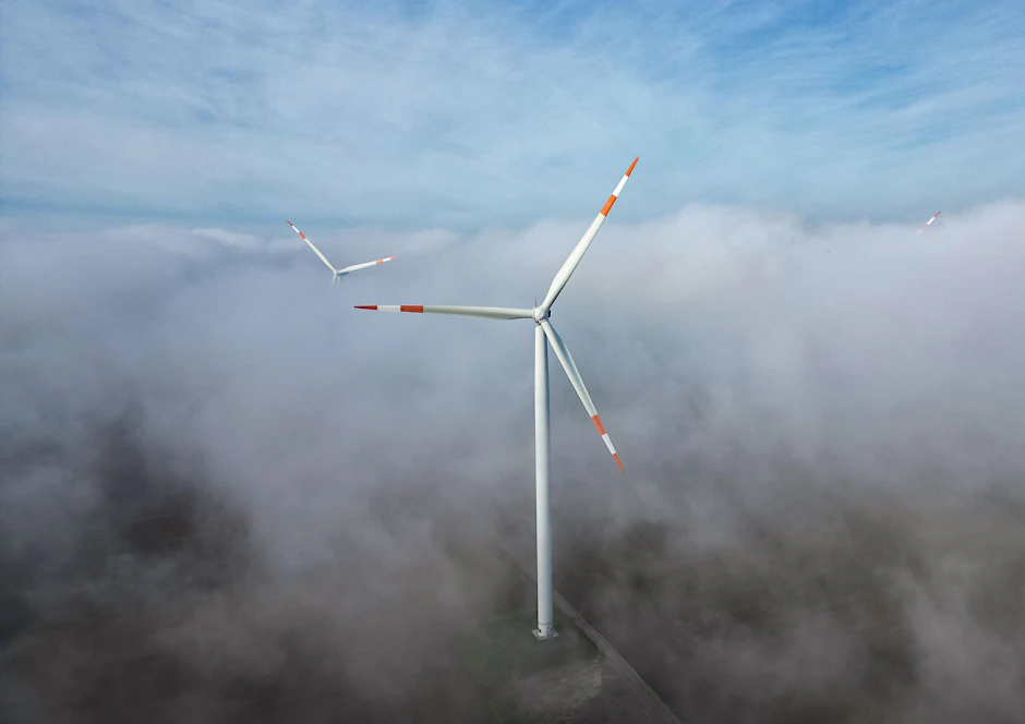 Windturbinen nutzen noch nicht ihr gesamtes Potenzial aus. Auch weil der Wind zu wenig weht und der Strom nicht gespeichert wird.