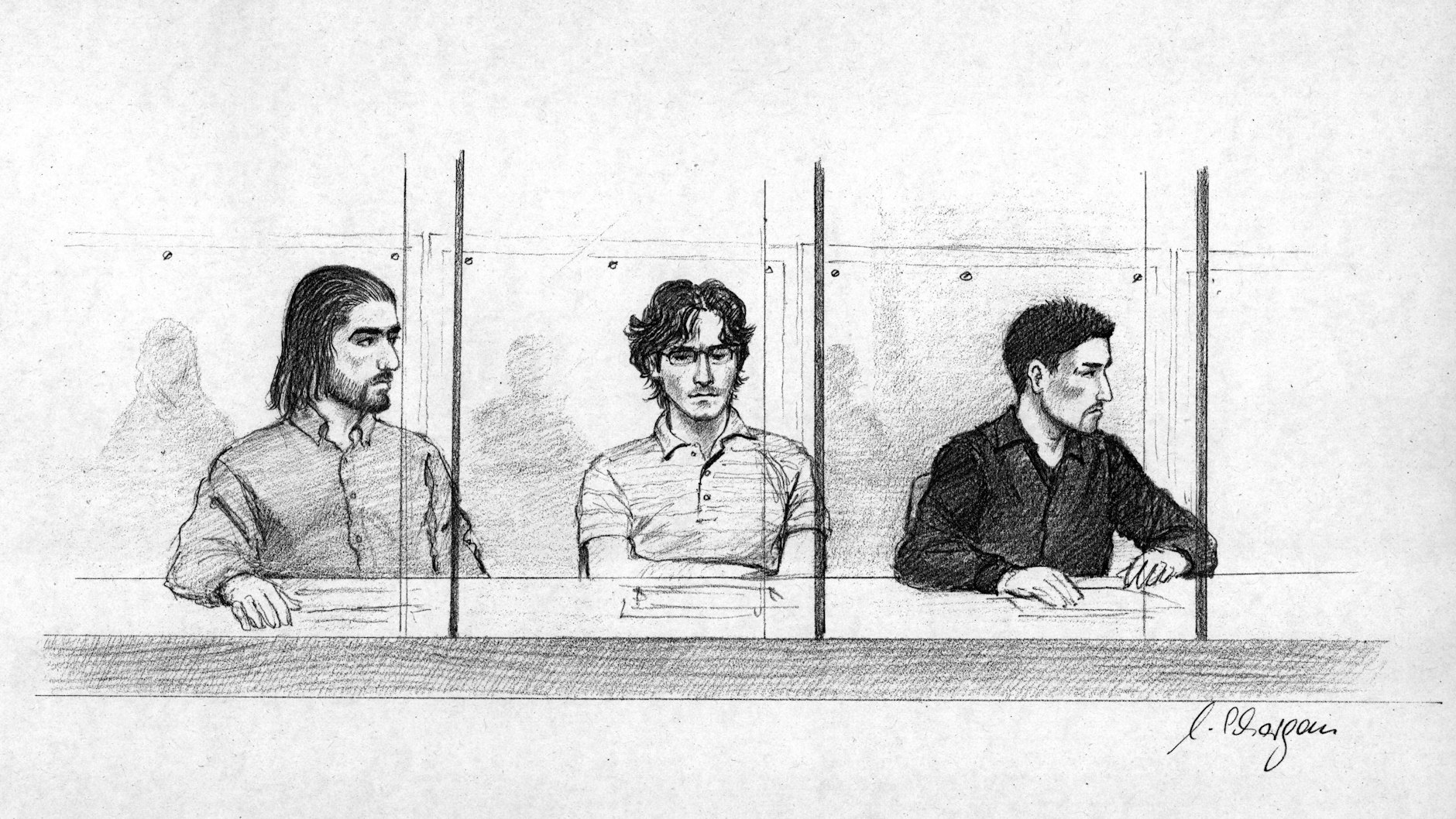 Die Gerichtszeichnung vom 14. September 2005 zeigt die wegen Mordes angeklagten Brüder Mütlü (l-r), Alpaslan und Ayhan Sürücü in einem Saal des Kriminalgerichts Berlin-Moabit.