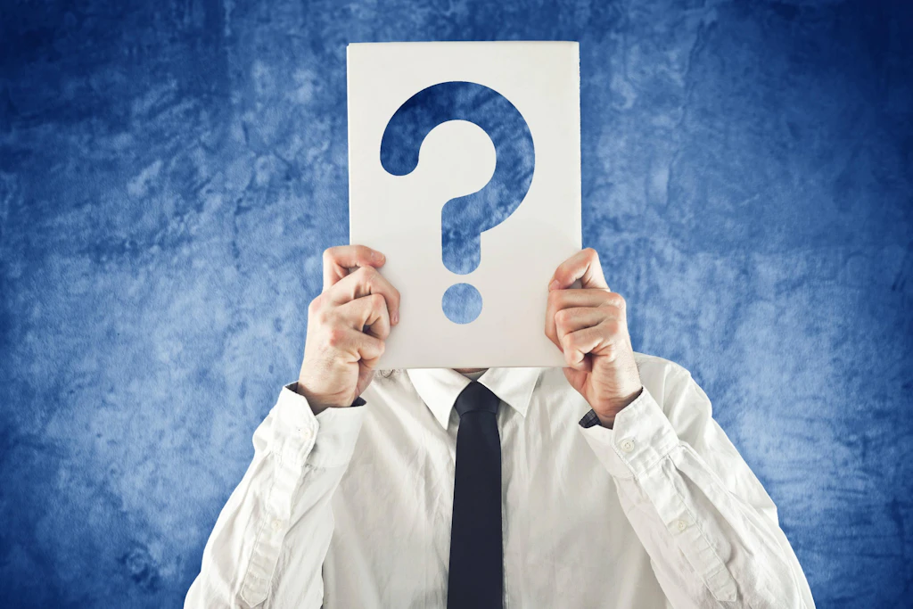 Wer schrieb den Roman „1984“? Hier ist das Quiz des Tages am Dienstag!