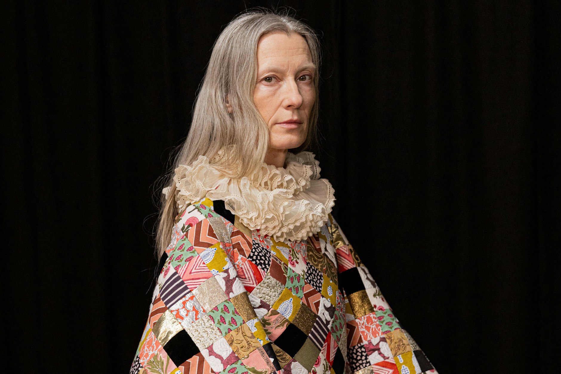 Wie ein Renaissance-Porträt: Ein Haute-Couture-Look von Valentino. Welcher Promi wird wohl demnächst darin über den roten Teppich schreiten?