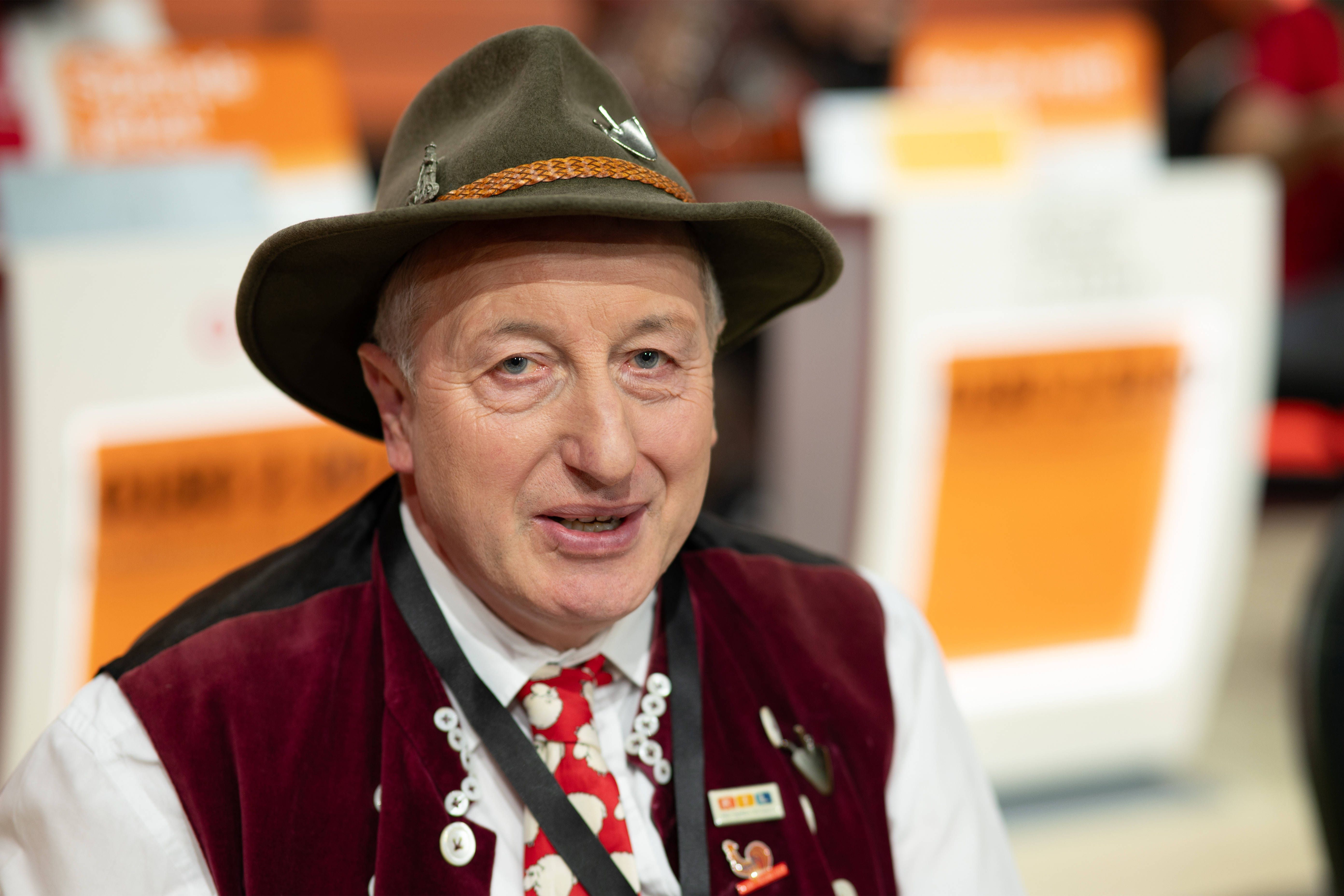 Schock bei „Bauer sucht Frau“: Schäfer Heinrich angegriffen – Klinik!