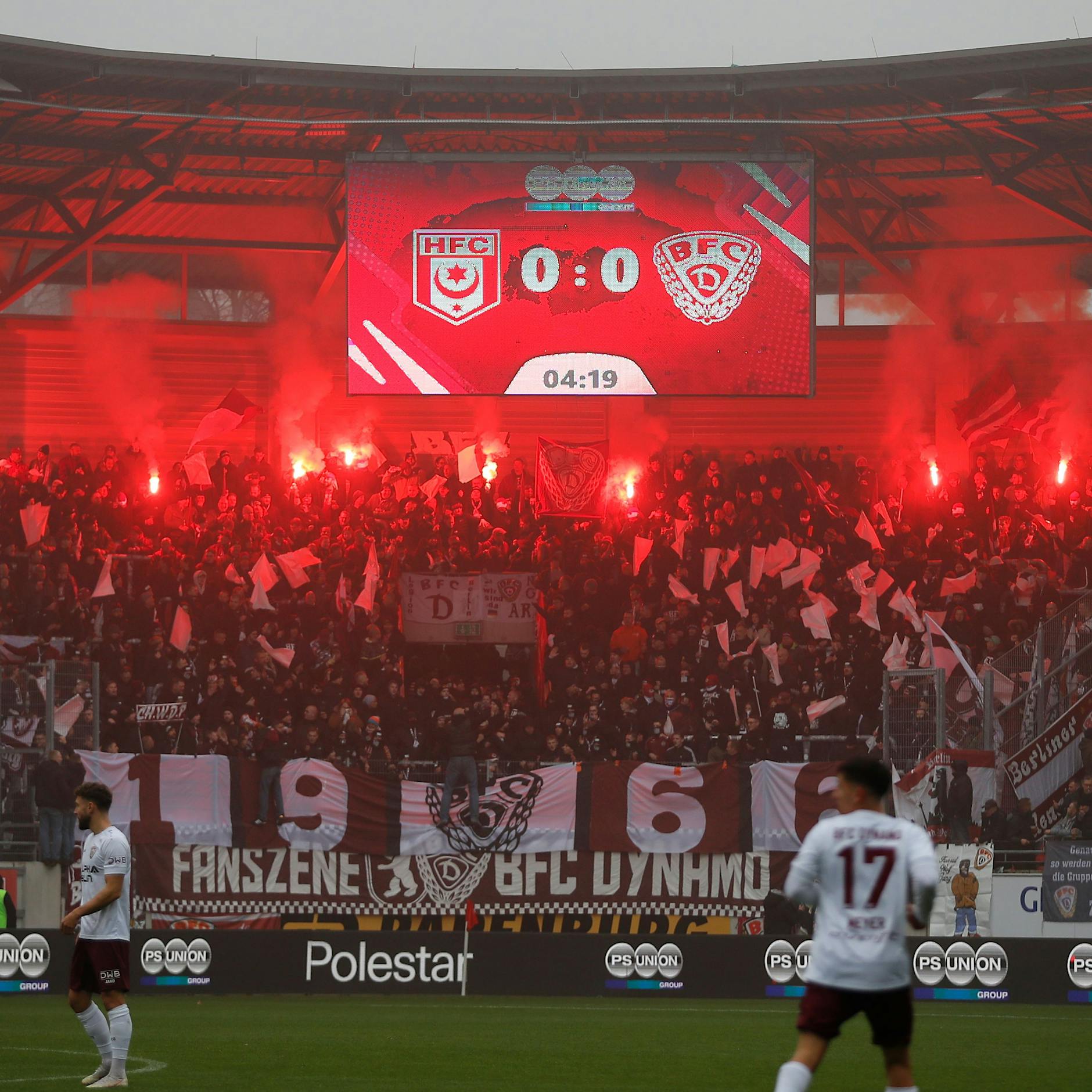 Fußball-Osten hält zusammen: Pyro-Aufstand gegen Verband