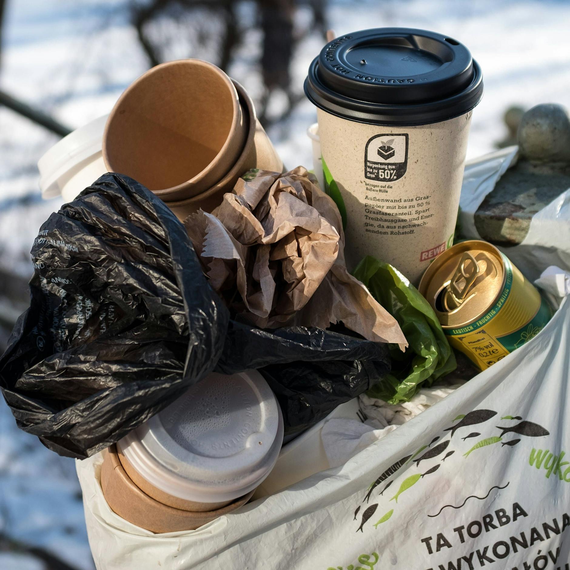 Neue Verpackungssteuer für Berlin? SO VIEL würde es die Bürger kosten!