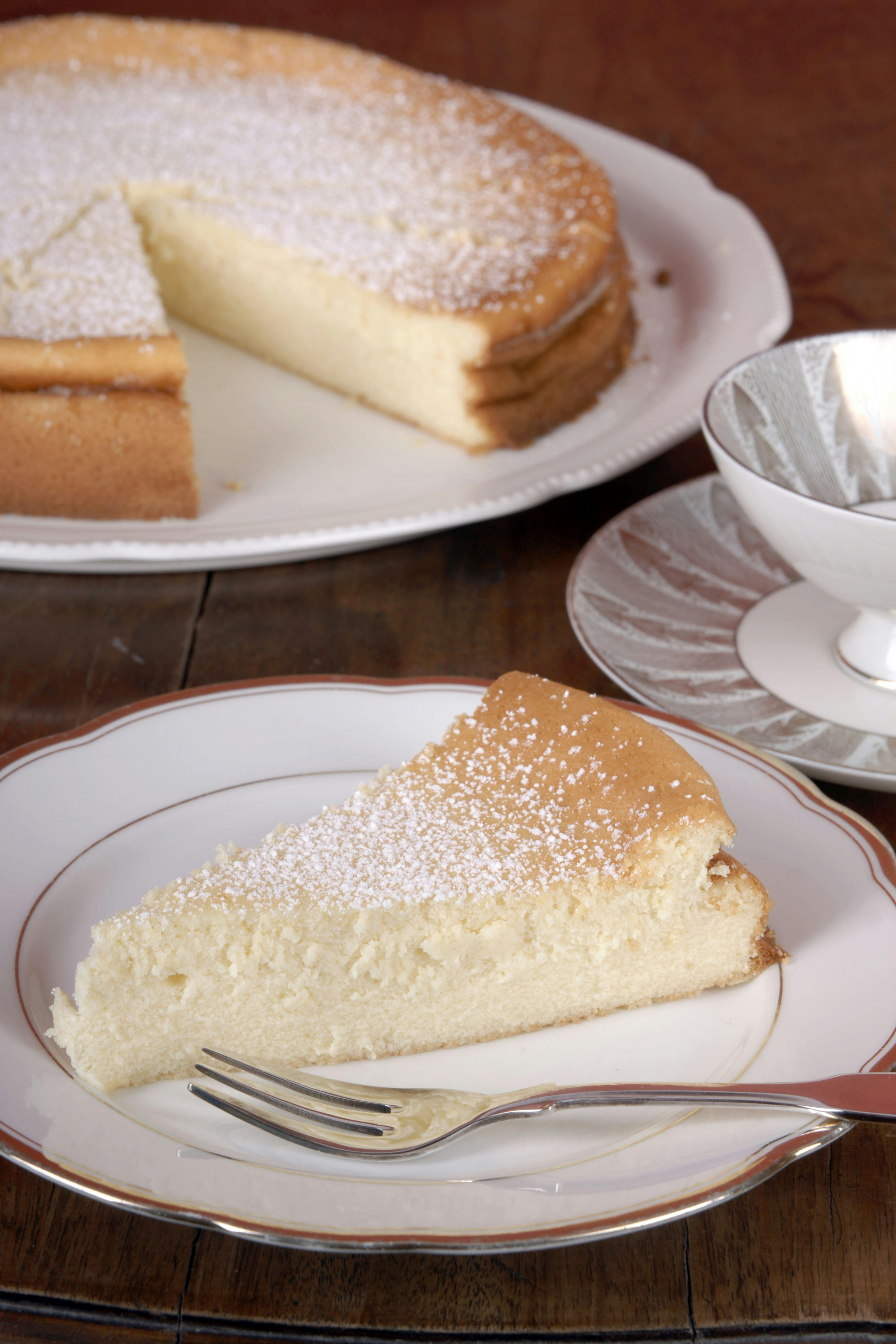 Saftig, cremig, köstlich! Rezept für schnellen Käsekuchen ohne Boden