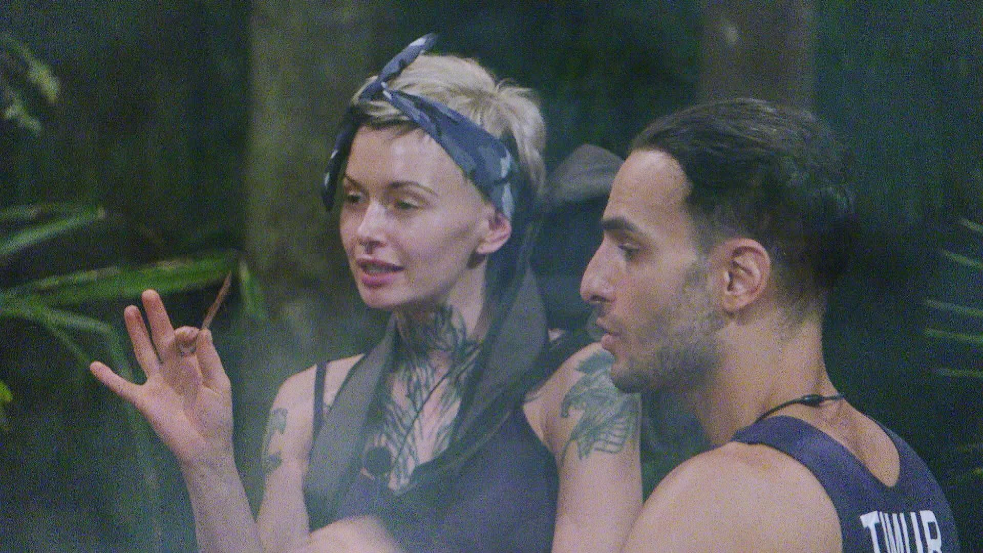 Edith Stehfest sorgt im Dschungelcamp von RTL immer wieder für Streit. Dieses Mal zoffte sie sich mit Pierre Sanoussi-Bliss.