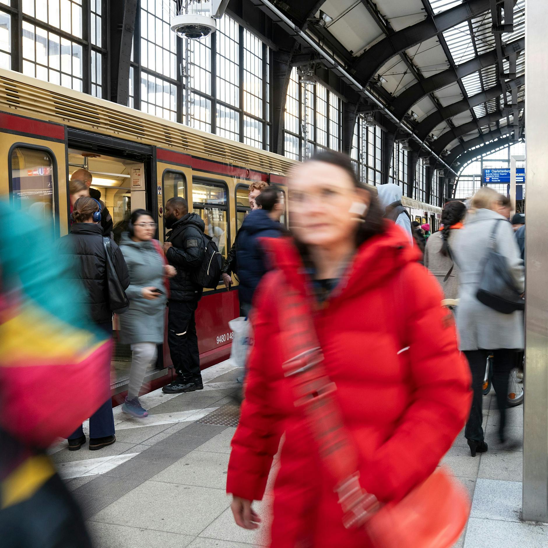 Neue Woche, neue Öffis-Probleme: Diese S-Bahnen sind betroffen!
