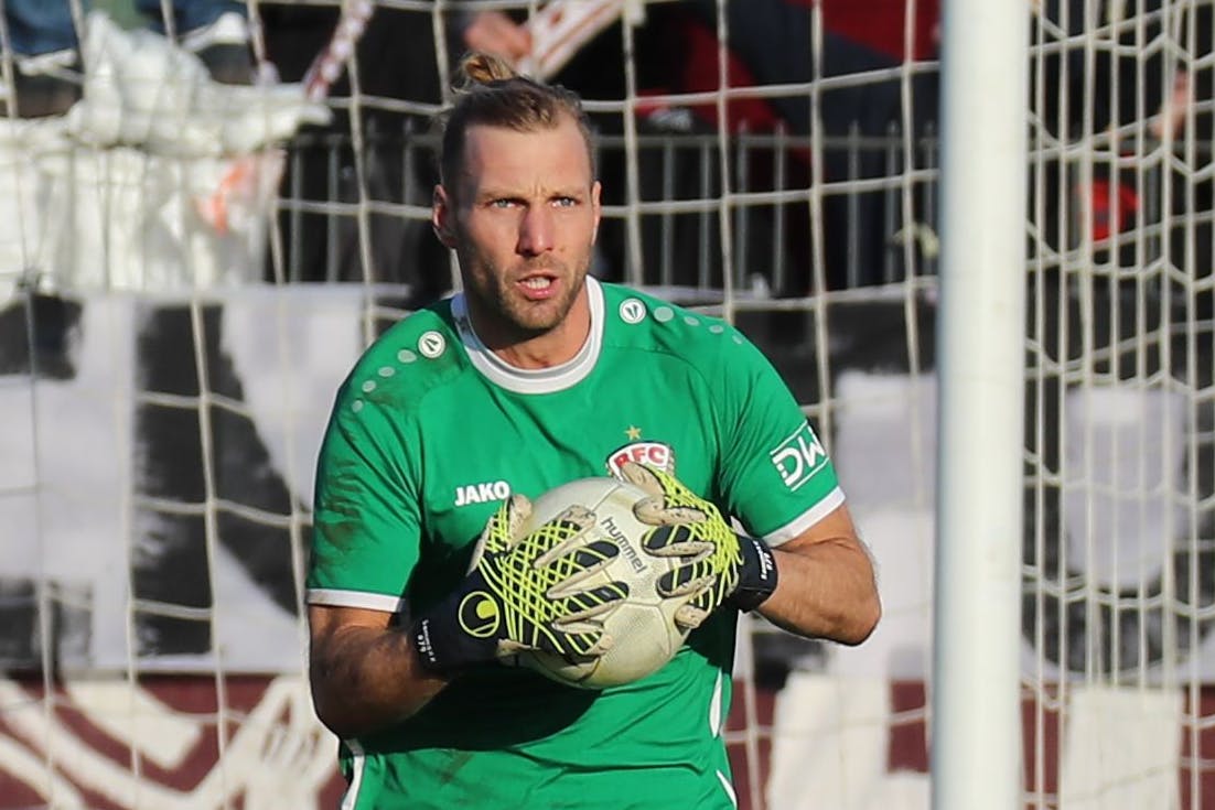 Kevin Sommer hütete im Spiel beim ZFC Meuselwitz das Tor des BFC Dynamo und packte fest zu.