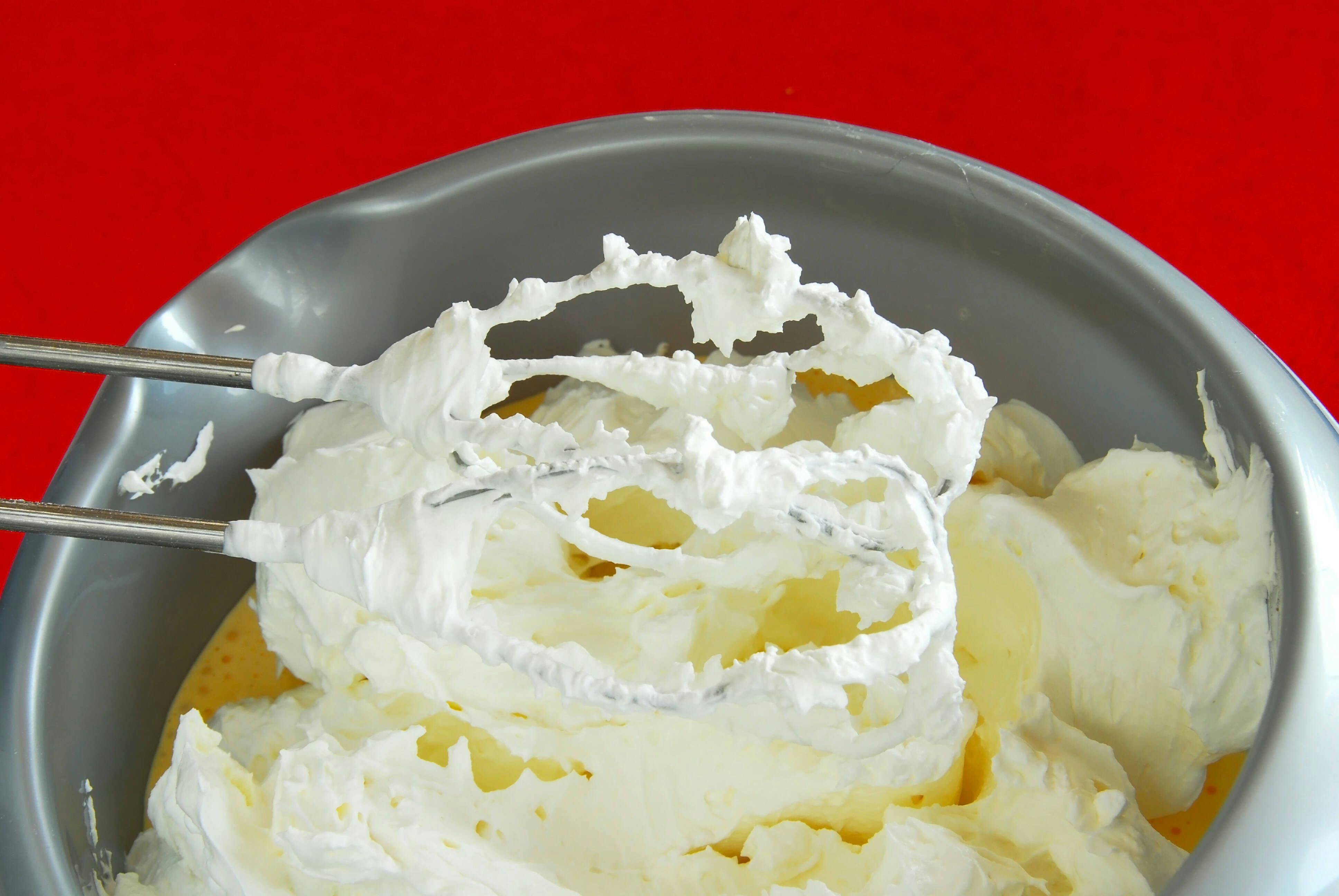 Rezept für Schwarzwälder Kirschtorte vom Blech – einfacher zu backen ...