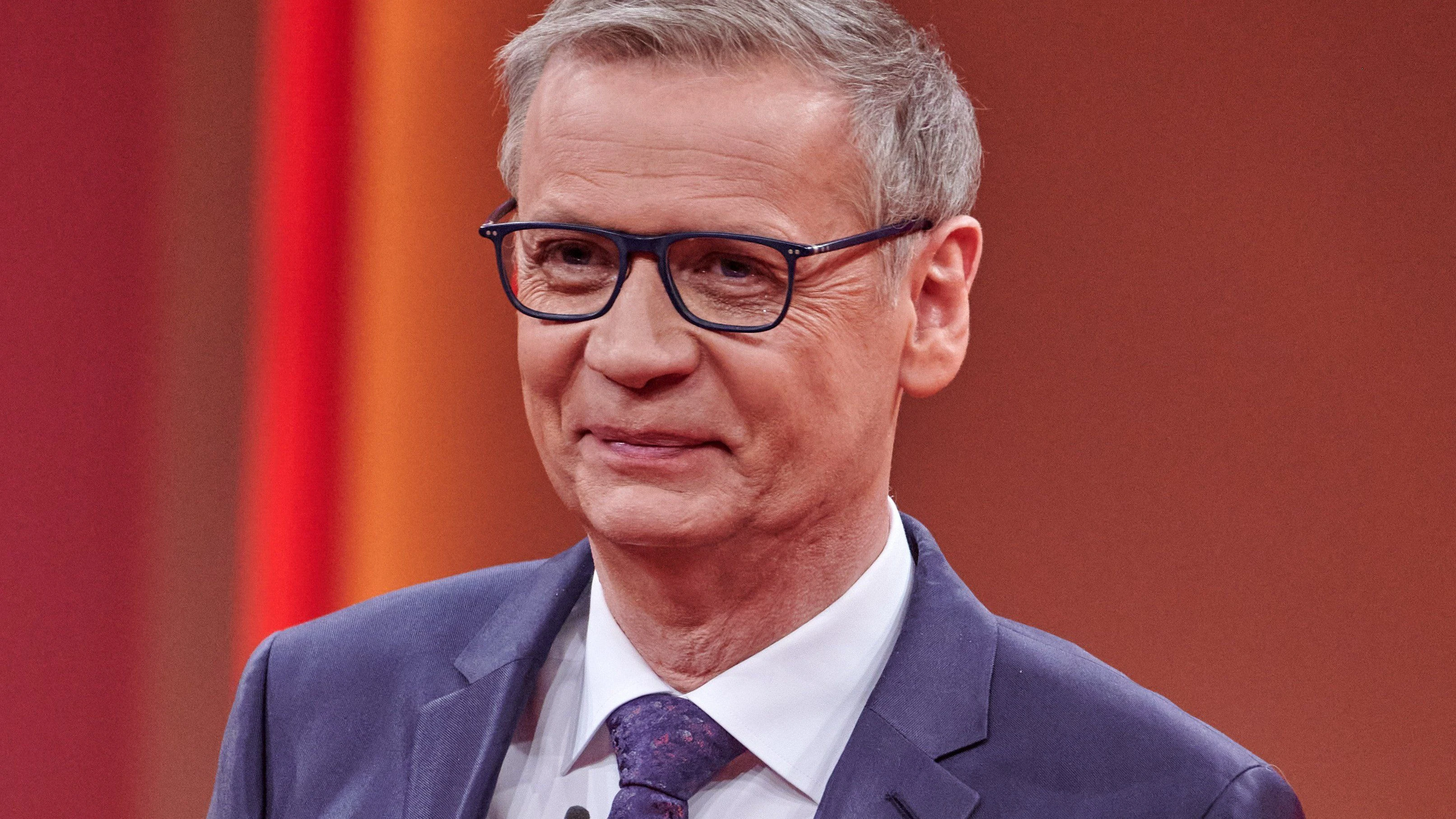 Ob er da auch so lächelt? Entertainer Günther Jauch führt bei RTL durch die TV-Runde mit den Kanzlerkandidaten.