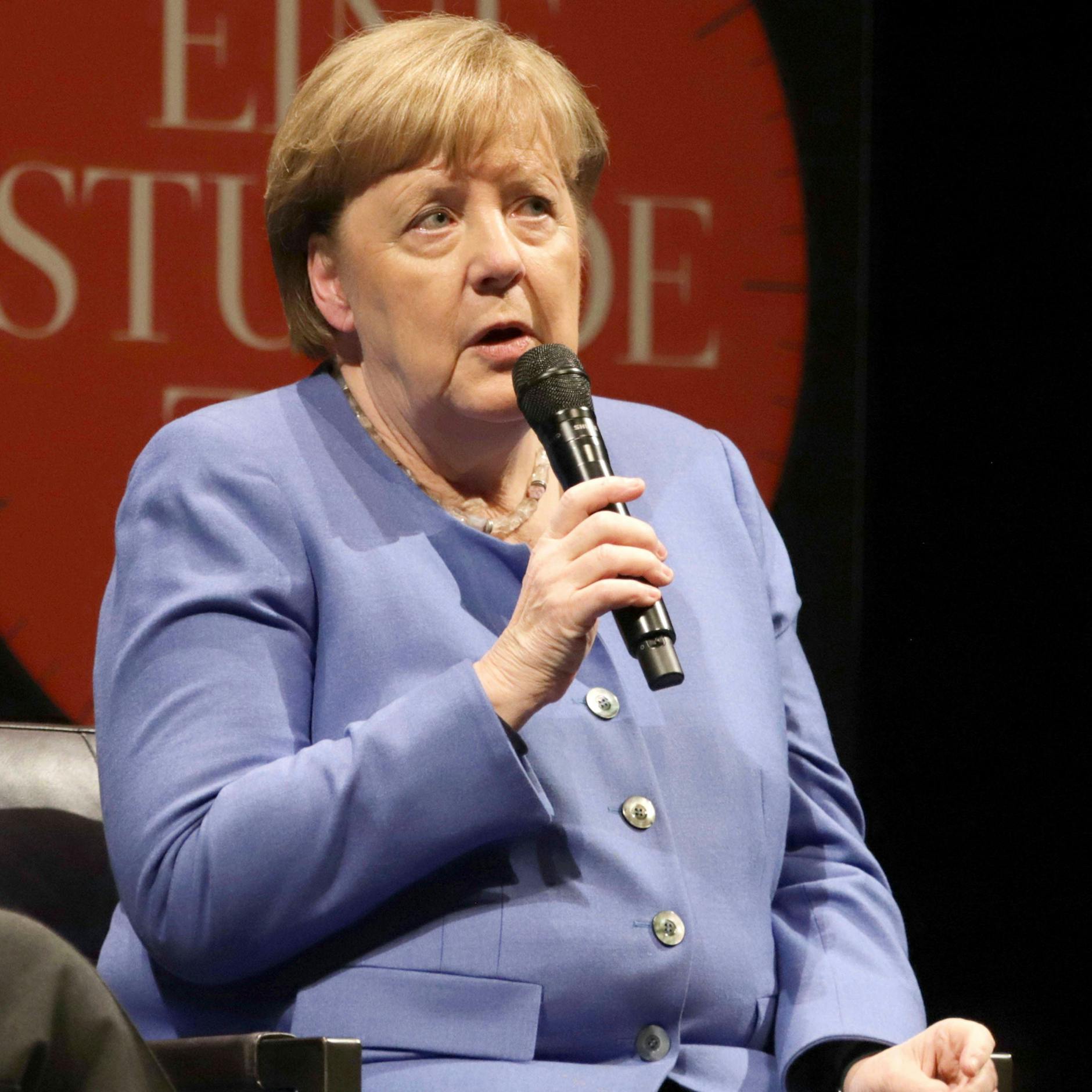 Image - BSW-Chefin Sahra Wagenknecht: Angela Merkel ist „Mutter der AfD“