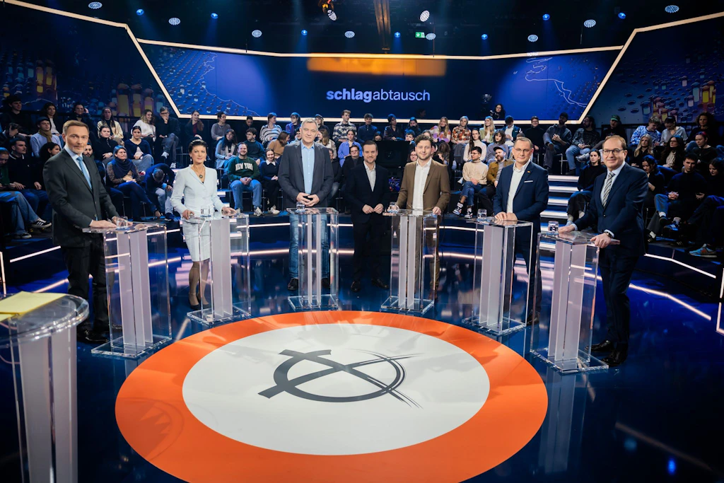 ZDF manipüle ediyor mu? Alkış soldan sık sık geldiğinde